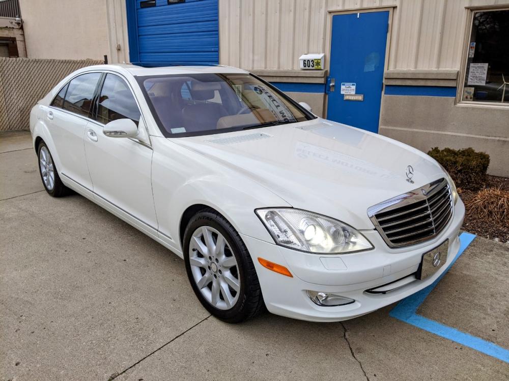 2007 Calcite White /Saddle Tan Leather Mercedes-Benz S-Class S550 4Matic (WDDNG86X27A) with an 5.5L V8 DOHC 32V engine, 7-Speed Automatic Overdrive transmission, located at 603 Amelia Street, Plymouth, MI, 48170, (734) 459-5520, 42.378841, -83.464546 - Photo #9