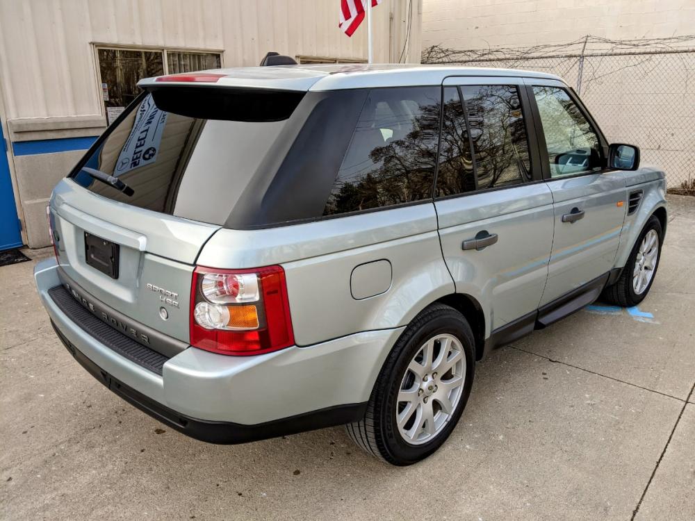 2007 Giverny Green Metallic /Ivory Leather Land Rover Range Rover Sport HSE (SALSK25487A) with an 4.4L V8 DOHC 32V engine, 6-Speed Automatic Overdrive transmission, located at 603 Amelia Street, Plymouth, MI, 48170, (734) 459-5520, 42.378841, -83.464546 - Photo #13