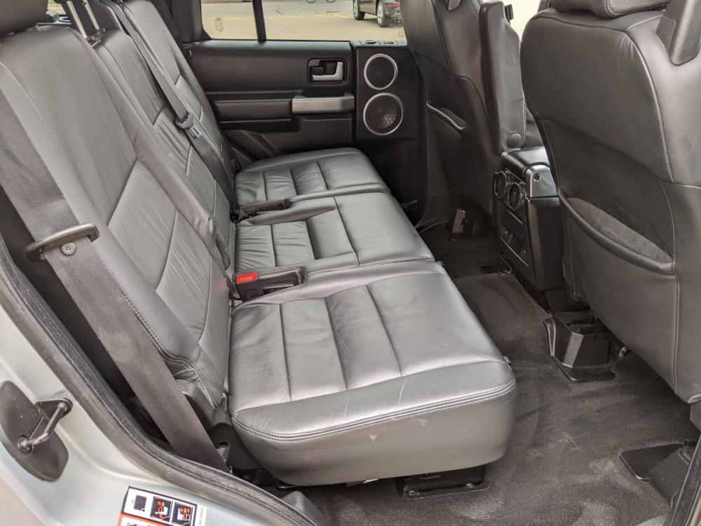 2008 Zambezi Silver /Black Leather Land Rover LR3 HSE (SALAG25408A) with an 4.4L V8 DOHC 32V engine, 6-Speed Automatic transmission, located at 603 Amelia Street, Plymouth, MI, 48170, (734) 459-5520, 42.378841, -83.464546 - Photo #10
