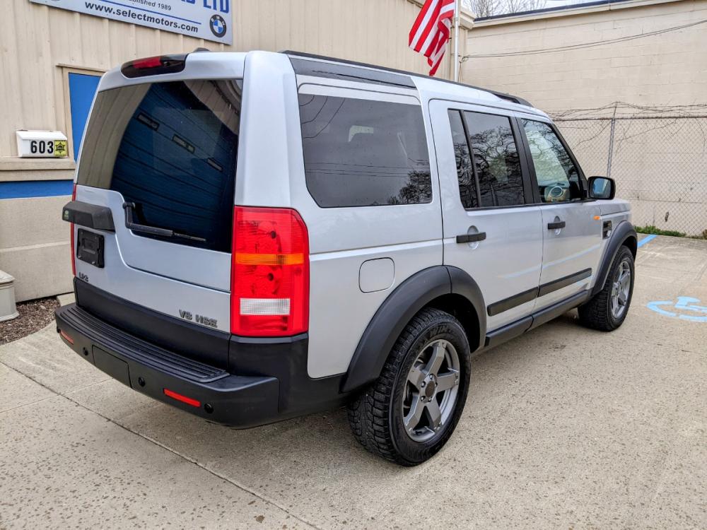 2008 Zambezi Silver /Black Leather Land Rover LR3 HSE (SALAG25408A) with an 4.4L V8 DOHC 32V engine, 6-Speed Automatic transmission, located at 603 Amelia Street, Plymouth, MI, 48170, (734) 459-5520, 42.378841, -83.464546 - Photo #13