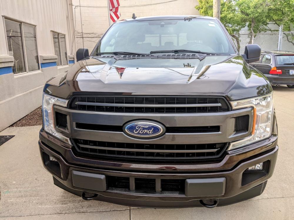 2019 Magma Red Metallic /Black Ford F-150 XLT SuperCrew 5.5-ft. Bed 4WD (1FTEW1EP4KF) with an 2.7L V6 DOHC 24V engine, 6A transmission, located at 603 Amelia Street, Plymouth, MI, 48170, (734) 459-5520, 42.378841, -83.464546 - **During the COVID-19 pandemic, our showroom is open BY APPOINTMENT for serious, qualified buyers. Please call for details - 734-459-5520, text 734-658-4573 or contact us via our web site at www.selectmotors.com Thank you.** See our web site at: http://www.selectmotors.com for complete Inventor - Photo #1