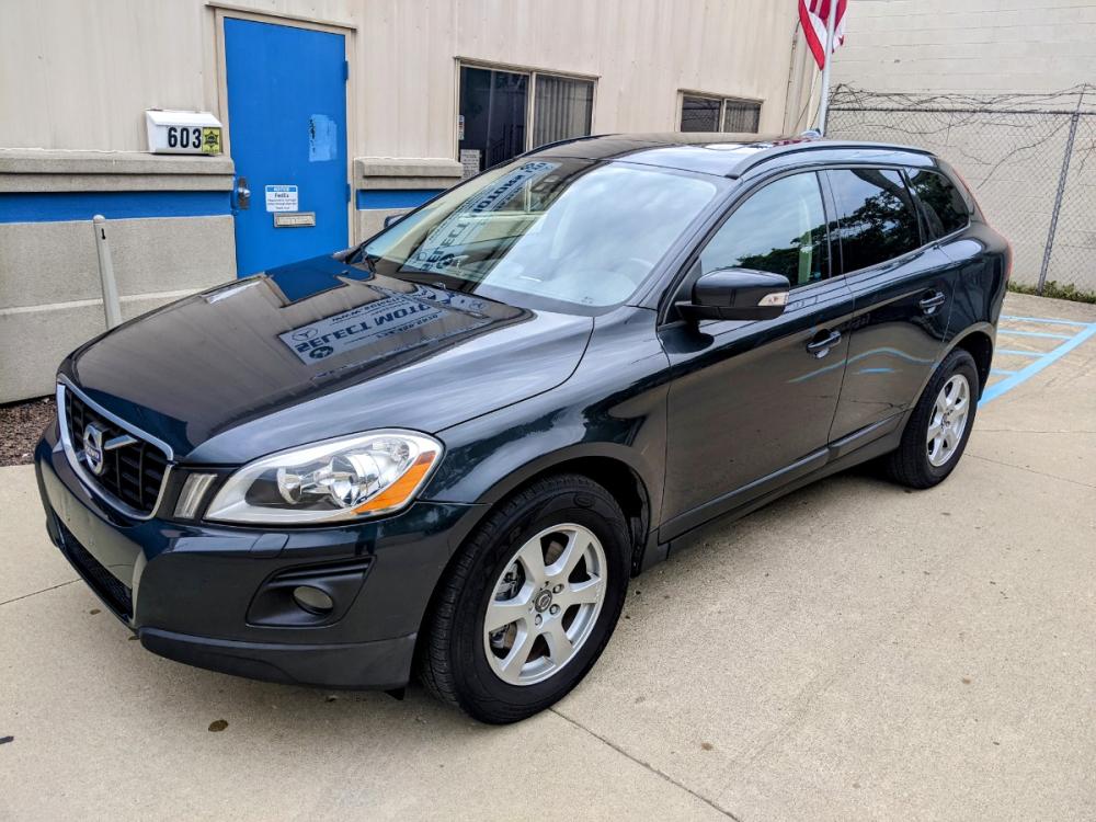 2010 Saville Grey Metallic /Black Leather Volvo XC60 T6 AWD (YV4982DZ3A2) with an 3.0L L6 DOHC 24V TURBO engine, 6-Speed Aut transmission, located at 603 Amelia Street, Plymouth, MI, 48170, (734) 459-5520, 42.378841, -83.464546 - **During the COVID-19 pandemic, our showroom is open BY APPOINTMENT for serious, qualified buyers. Please call for details - 734-459-5520, text 734-658-4573 or contact us via our web site at www.selectmotors.com Thank you.** See our web site at: http://www.selectmotors.com for complete Inventor - Photo #0