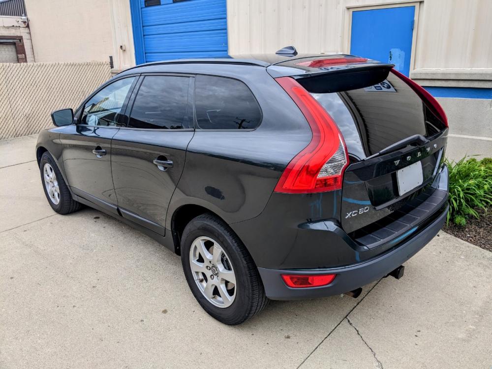 2010 Saville Grey Metallic /Black Leather Volvo XC60 T6 AWD (YV4982DZ3A2) with an 3.0L L6 DOHC 24V TURBO engine, 6-Speed Aut transmission, located at 603 Amelia Street, Plymouth, MI, 48170, (734) 459-5520, 42.378841, -83.464546 - **During the COVID-19 pandemic, our showroom is open BY APPOINTMENT for serious, qualified buyers. Please call for details - 734-459-5520, text 734-658-4573 or contact us via our web site at www.selectmotors.com Thank you.** See our web site at: http://www.selectmotors.com for complete Inventor - Photo #3