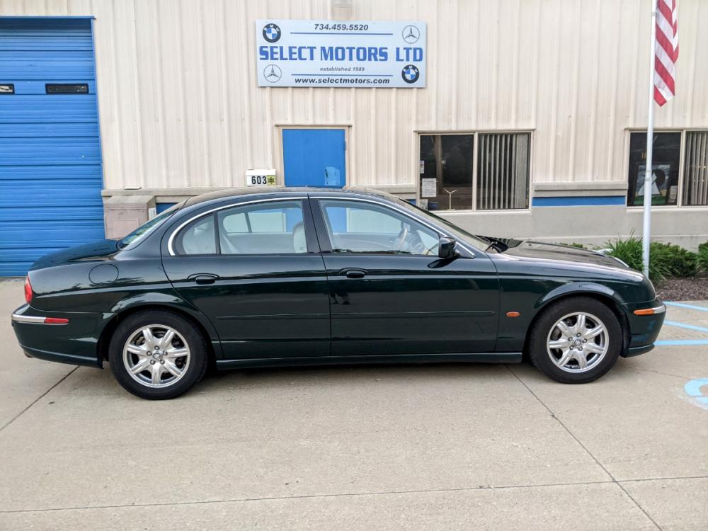 2001 British Racing Green /Cashmere Leather Jaguar S-Type 4.0 (SAJDA01D71G) with an 4.0L V8 DOHC 32V engine, 5-Speed Automatic Overdrive transmission, located at 603 Amelia Street, Plymouth, MI, 48170, (734) 459-5520, 42.378841, -83.464546 - *During the COVID-19 pandemic, our showroom is open BY APPOINTMENT for serious, qualified buyers. Please call for details - 734-459-5520, text 734-658-4573 or contact us via our web site at www.selectmotors.com Thank you.** See our web site at: http://www.selectmotors.com for complete Inventory - Photo #8