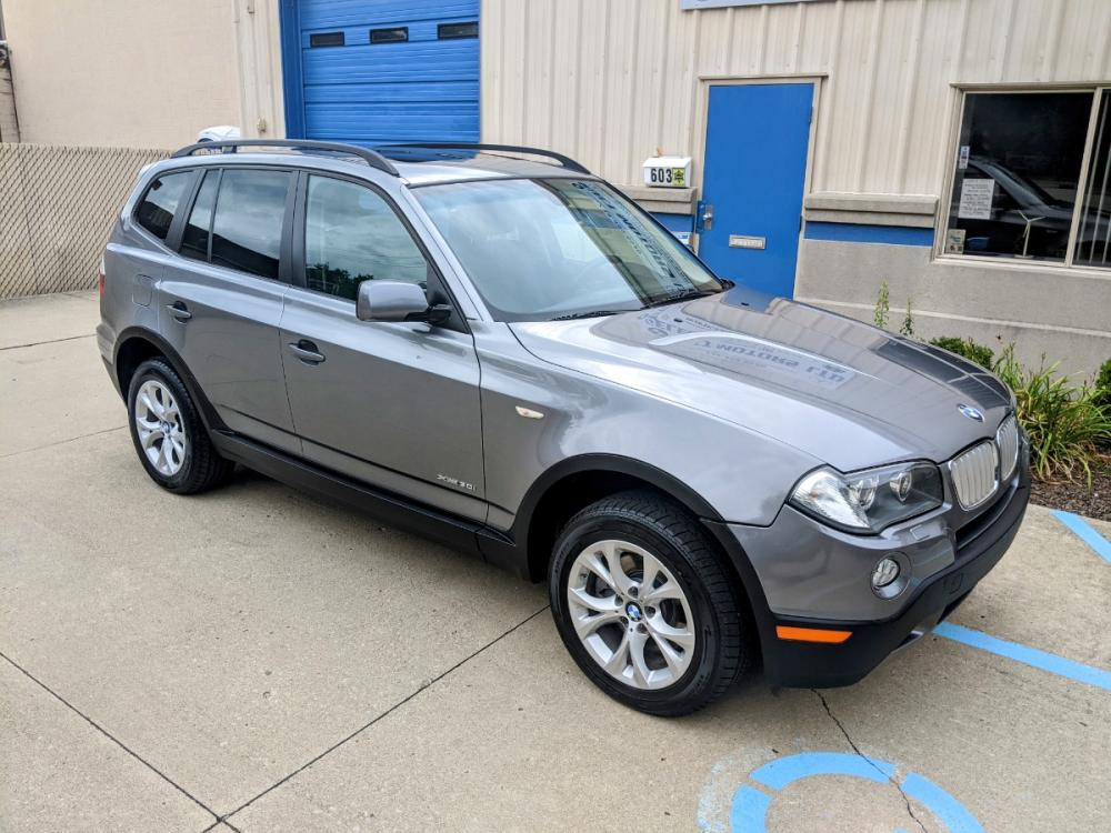 2009 /Black BMW X3 xDrive30i (WBXPC93489W) with an 3.0L L6 DOHC 24V engine, Automatic transmission, located at 603 Amelia Street, Plymouth, MI, 48170, (734) 459-5520, 42.378841, -83.464546 - *During the COVID-19 pandemic, our showroom is open BY APPOINTMENT for serious, qualified buyers. Please call for details - 734-459-5520, text 734-658-4573 or contact us via our web site at www.selectmotors.com Thank you.** See our web site at: http://www.selectmotors.com for complete Inventory - Photo #11