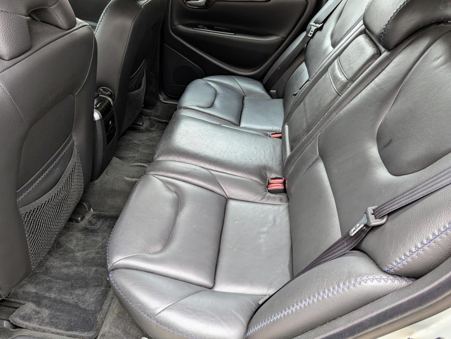 2005 Silver Metallic /Black Leather Volvo XC70 Cross Country (YV1SZ592851) with an 2.5L L5 DOHC 20V TURBO engine, 5-Speed Automatic transmission, located at 603 Amelia Street, Plymouth, MI, 48170, (734) 459-5520, 42.378841, -83.464546 - We will be CLOSED December 24 through January 4, reopening on Monday, January 5, 2026. We will answer messages and emails during that time. Vehicles shown by appointment - Please call ahead - 734-459-5520, text 734-658-4573 or contact us via our web site at: http://www.selectmotors.com for compl - Photo#10