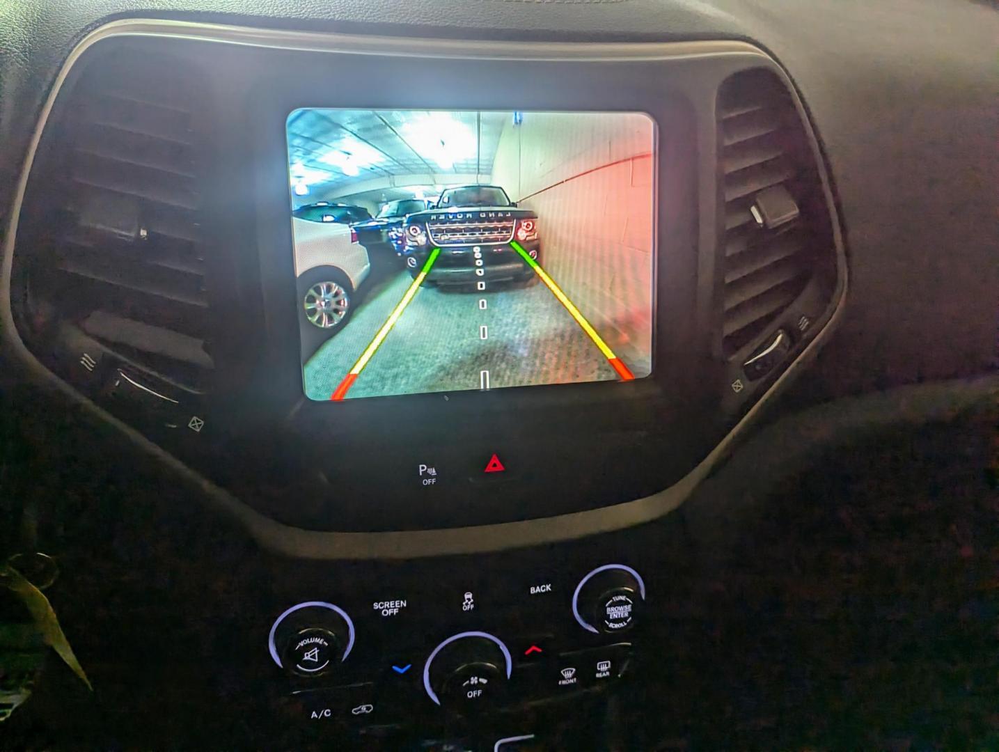 2017 Graphite Crystal Metallic /Black Jeep Cherokee Latitude FWD (1C4PJLCB1HW) with an 2.4L L4 DOHC 16V engine, 9A transmission, located at 603 Amelia Street, Plymouth, MI, 48170, (734) 459-5520, 42.378841, -83.464546 - Photo#16