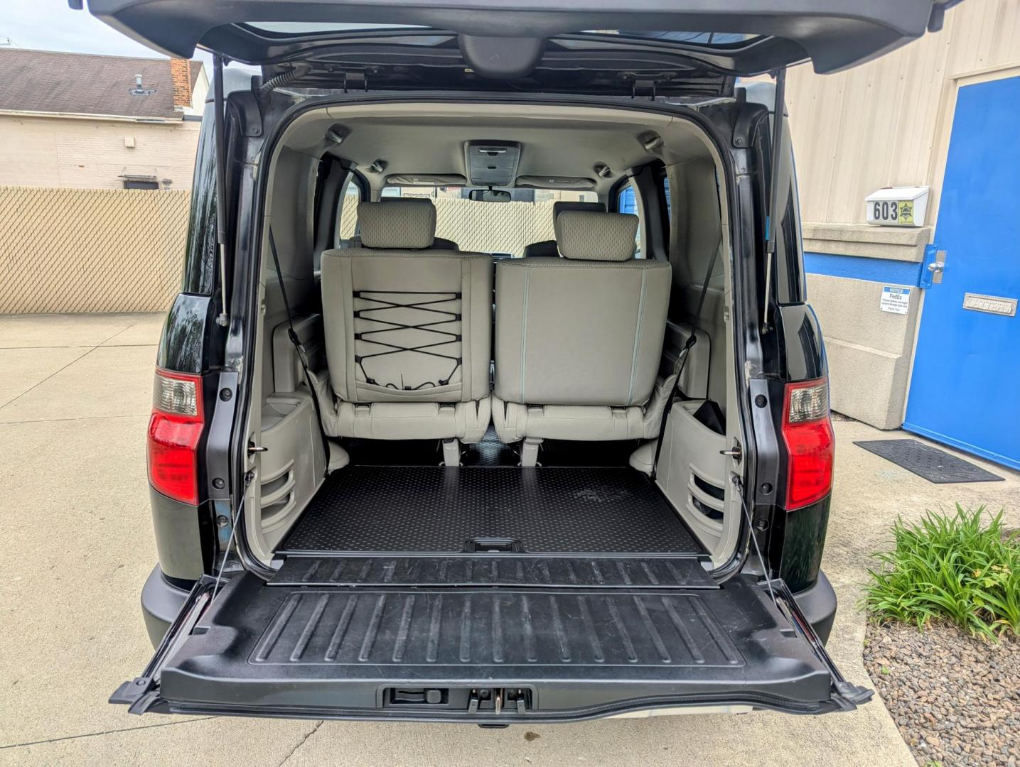 2011 Black /Beige Honda Element EX 4WD AT (5J6YH2H77BL) with an 2.4L L4 DOHC 16V engine, 5-Speed Automatic transmission, located at 603 Amelia Street, Plymouth, MI, 48170, (734) 459-5520, 42.378841, -83.464546 - Vehicles shown by appointment - Please call ahead - 734-459-5520, text 734-658-4573 or contact us via our web site at: http://www.selectmotors.com for complete Inventory, Photos, Videos and FREE Carfax Reports. 2011 Honda Element EX, Black with Beige interior, 85K one owner miles. Real time 4-w - Photo#14