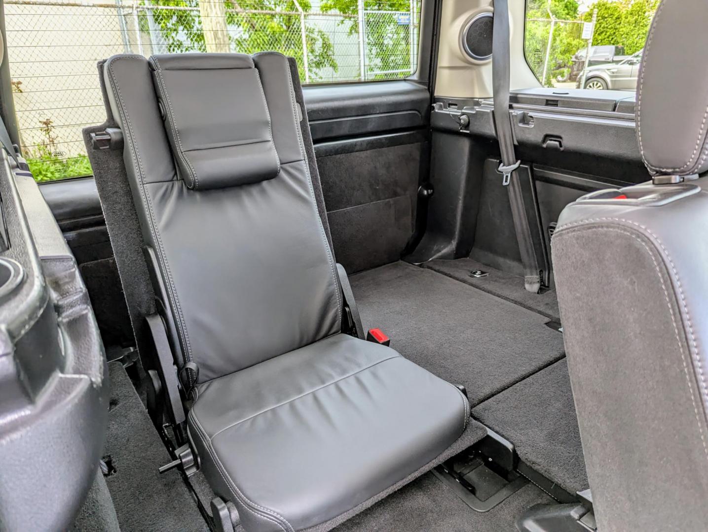 2013 Causeway Gray Metallic /Black Leather Land Rover LR4 HSE Luxury (SALAK2D47DA) with an 4.4L V8 DOHC 32V engine, 6-Speed Automatic transmission, located at 603 Amelia Street, Plymouth, MI, 48170, (734) 459-5520, 42.378841, -83.464546 - Vehicles shown by appointment - Please call ahead - 734-459-5520, text 734-658-4573 or contact us via our web site at: http://www.selectmotors.com for complete Inventory, Photos, Videos and FREE Carfax Reports. 2013 Land Rover LR4 HSE Luxury, Causeway Gray Metallic/Windsor Black leather inter - Photo#8