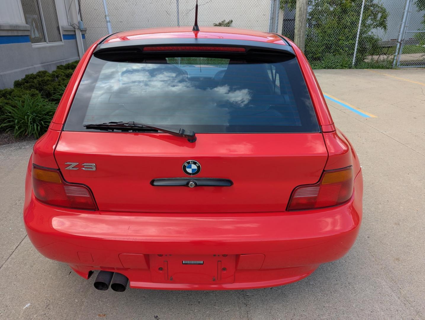 1999 Red /Black Leather BMW Z3 2.8 Coupe (4USCK533XXL) with an 2.8L L6 DOHC 24V engine, 4 Speed Automatic transmission, located at 603 Amelia Street, Plymouth, MI, 48170, (734) 459-5520, 42.378841, -83.464546 - Vehicles shown by appointment - Please call ahead - 734-459-5520, text 734-658-4573 or contact us via our web site at: http://www.selectmotors.com for complete Inventory, Photos, Videos and FREE Carfax Reports. 1999 BMW Z3 2.8 Coupe Hellrot Red with Black leather interior, 107K miles, One Owner, - Photo#11