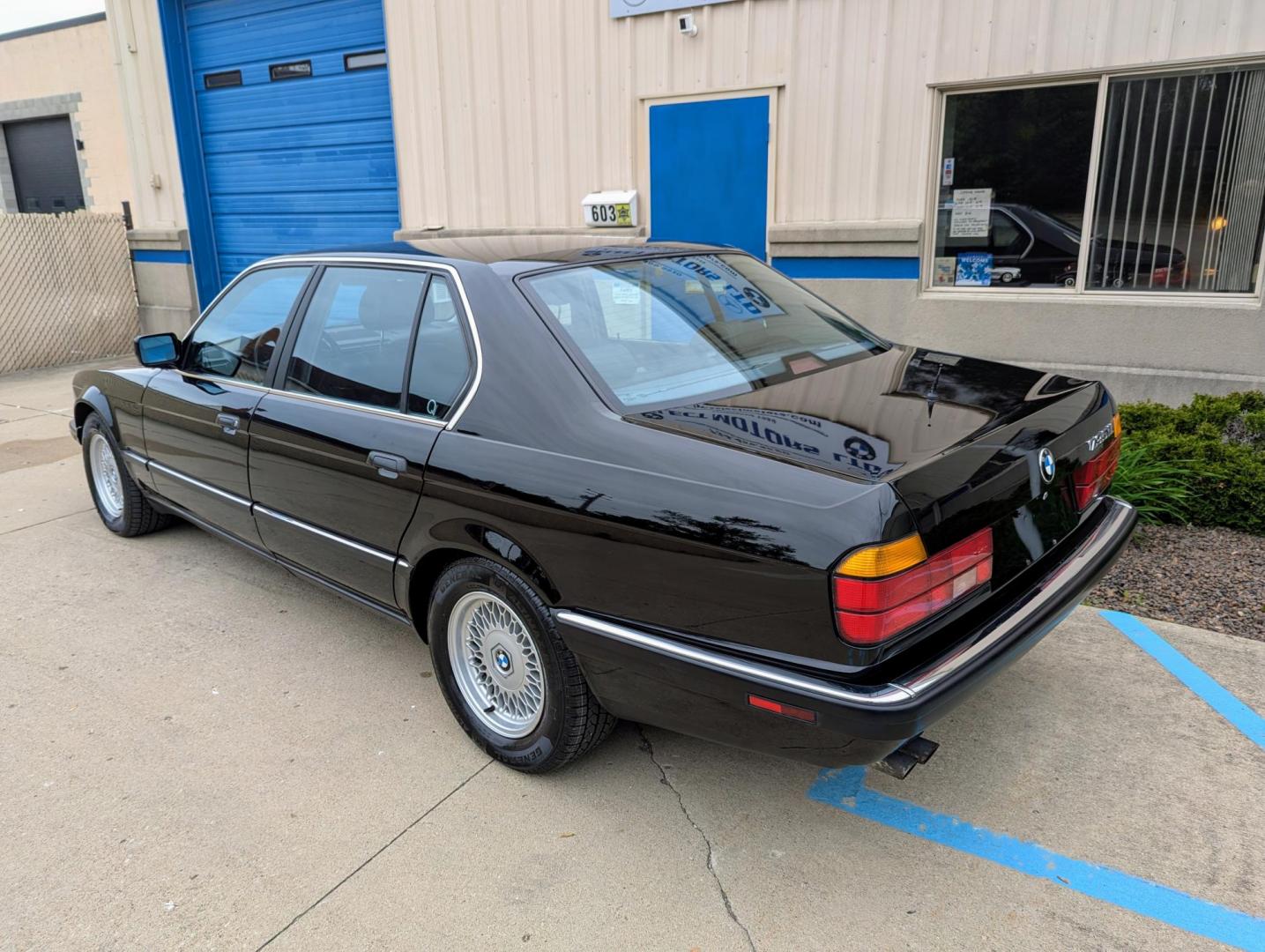 1990 Black /Black Leather BMW 7-Series 735iL (WBAGC4315LD) with an 3.4L L6 SOHC 12V engine, 4-Speed Automatic Overdrive transmission, located at 603 Amelia Street, Plymouth, MI, 48170, (734) 459-5520, 42.378841, -83.464546 - Vehicles shown by appointment - Please call ahead - 734-459-5520, text 734-658-4573 or contact us via our web site at: http://www.selectmotors.com for complete Inventory, Photos, Videos and FREE Carfax Reports. 1990 BMW 735iL, Black with black leather interior, 59K miles. Last owner purchased in - Photo#4
