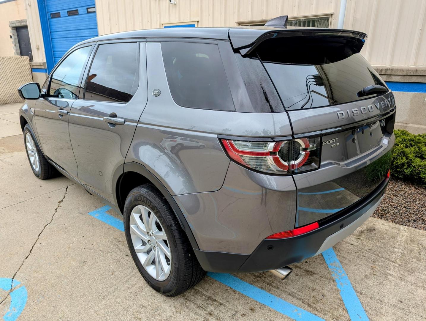 2017 Scotia Grey Metallic /Ebony Windsor Leather Land Rover Discovery Sport HSE (SALCR2BG4HH) with an 2.0L L4 engine, 9A transmission, located at 603 Amelia Street, Plymouth, MI, 48170, (734) 459-5520, 42.378841, -83.464546 - Vehicles shown by appointment - Please call ahead - 734-459-5520, text 734-658-4573 or contact us via our web site at: http://www.selectmotors.com for complete Inventory, Photos, Videos and FREE Carfax Reports. 2017 Land Rover Discovery Sport HSE - 4WD, Scotia Grey Metallic, Ebony Windsor Leather - Photo#3