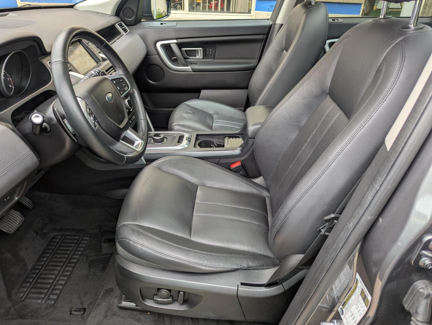 2017 Scotia Grey Metallic /Ebony Windsor Leather Land Rover Discovery Sport HSE (SALCR2BG4HH) with an 2.0L L4 engine, 9A transmission, located at 603 Amelia Street, Plymouth, MI, 48170, (734) 459-5520, 42.378841, -83.464546 - Vehicles shown by appointment - Please call ahead - 734-459-5520, text 734-658-4573 or contact us via our web site at: http://www.selectmotors.com for complete Inventory, Photos, Videos and FREE Carfax Reports. 2017 Land Rover Discovery Sport HSE - 4WD, Scotia Grey Metallic, Ebony Windsor Leather - Photo#17