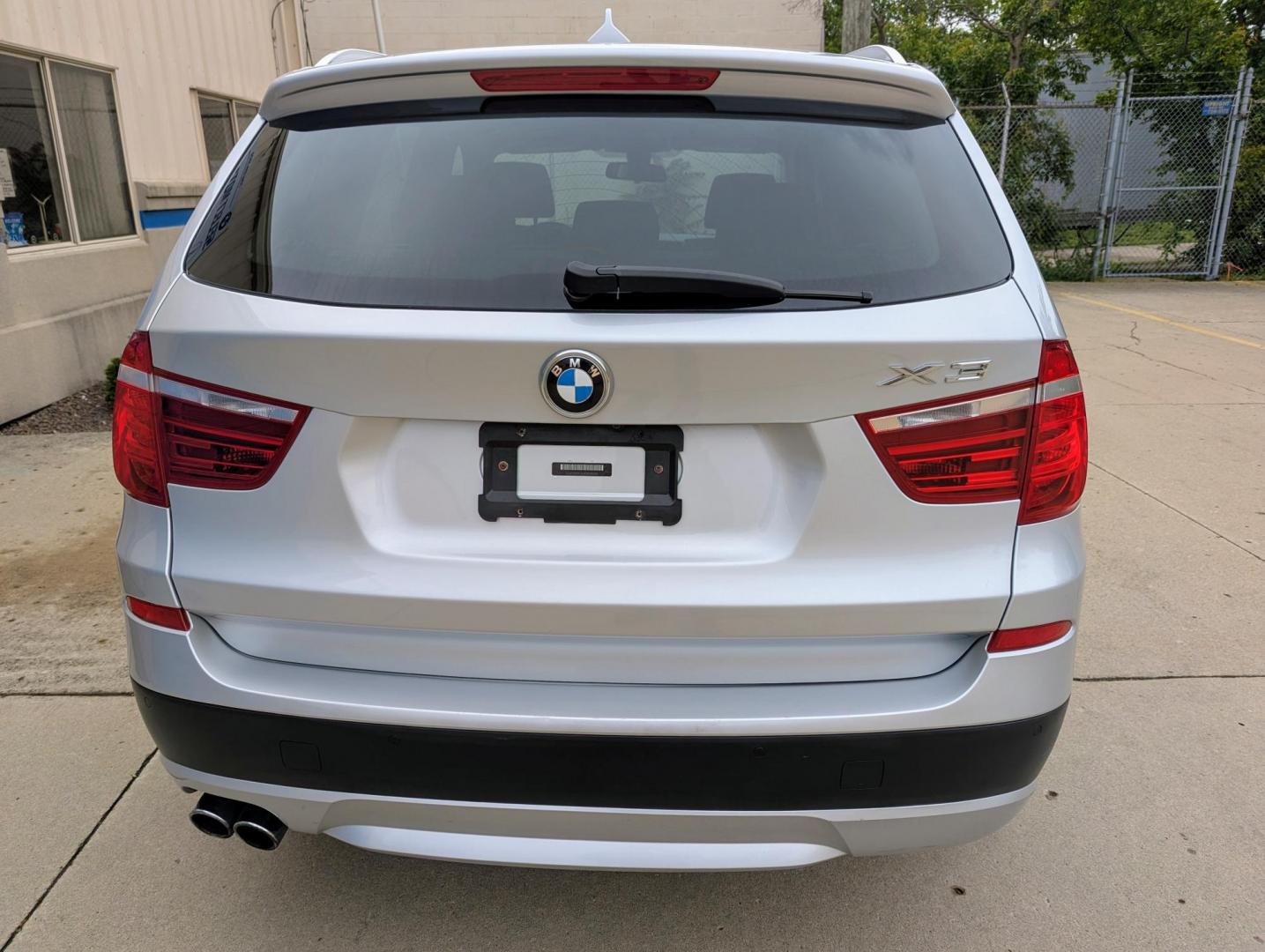 2014 Titanium Silver /Black Leather BMW X3 xDrive28i (5UXWX9C52E0) with an 2.0L L4 DOHC 16V engine, 8-Speed Automatic transmission, located at 603 Amelia Street, Plymouth, MI, 48170, (734) 459-5520, 42.378841, -83.464546 - Photo#14
