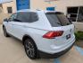 2019 White /Black Volkswagen Tiguan SE 4Motion AWD (3VV2B7AX6KM) with an 2.0L L4 DOHC 16V TURBO engine, 8A transmission, located at 603 Amelia Street, Plymouth, MI, 48170, (734) 459-5520, 42.378841, -83.464546 - Vehicles shown by appointment - Please call ahead - 734-459-5520, text 734-658-4573 or contact us via our web site at: http://www.selectmotors.com for complete Inventory, Photos, Videos and FREE Carfax Reports. 2019 VW Tiguan SEL, White Pearl Metallic with black interior, 85K miles, All Wheel Dri - Photo#3