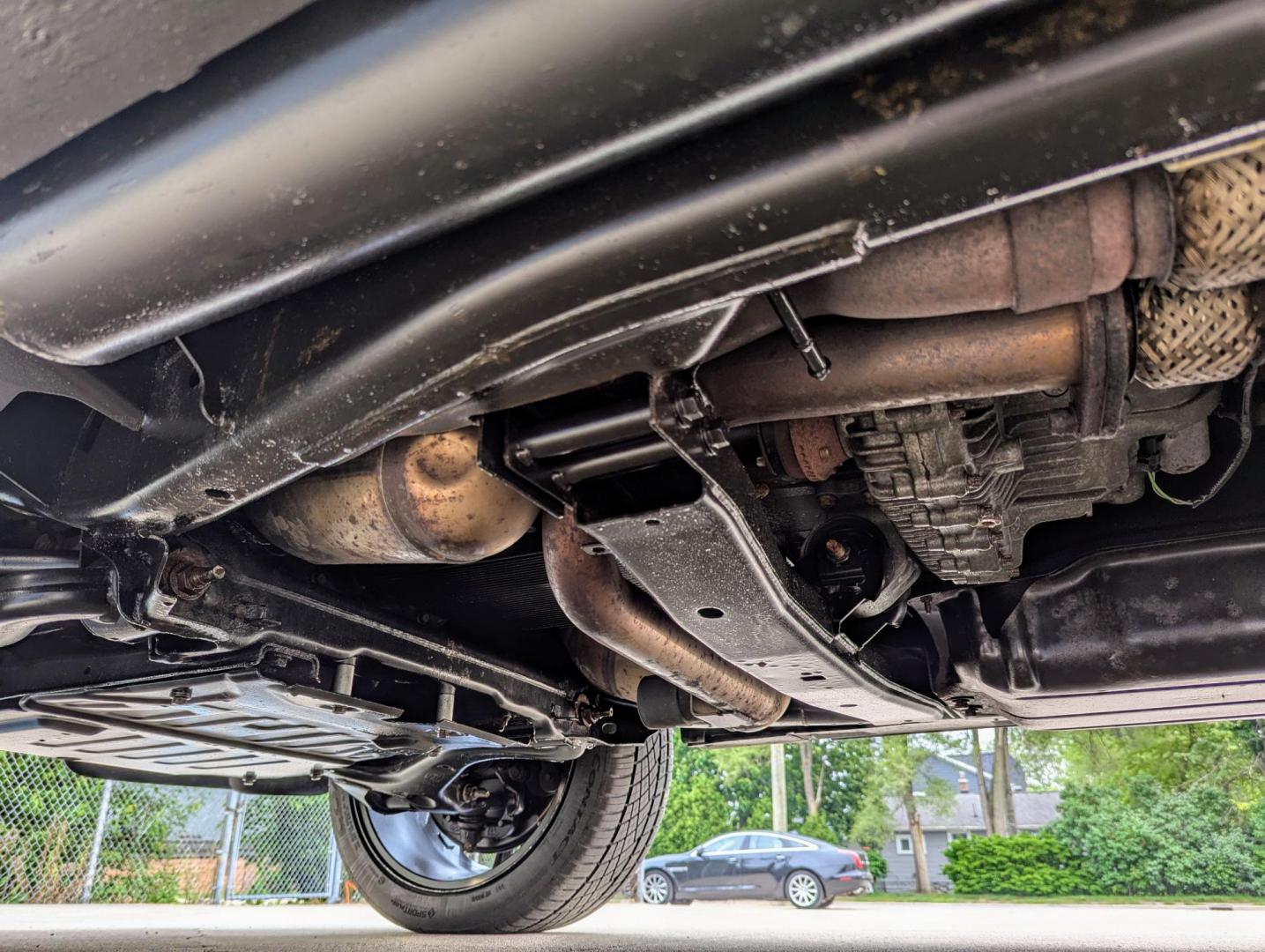 2010 Black /Ebony Leather Land Rover Range Rover Sport HSE (SALSK2D41AA) with an 4.4L V8 DOHC 32V engine, 6-Speed Automatic transmission, located at 603 Amelia Street, Plymouth, MI, 48170, (734) 459-5520, 42.378841, -83.464546 - Vehicles shown by appointment - Please call ahead - 734-459-5520, text 734-658-4573 or contact us via our web site at: http://www.selectmotors.com for complete Inventory, Photos, Videos and FREE Carfax Reports. 2010 Land Rover Range Rover Sport HSE LUX, Santorini Black Metallic, Ebony interior, 2 - Photo#25