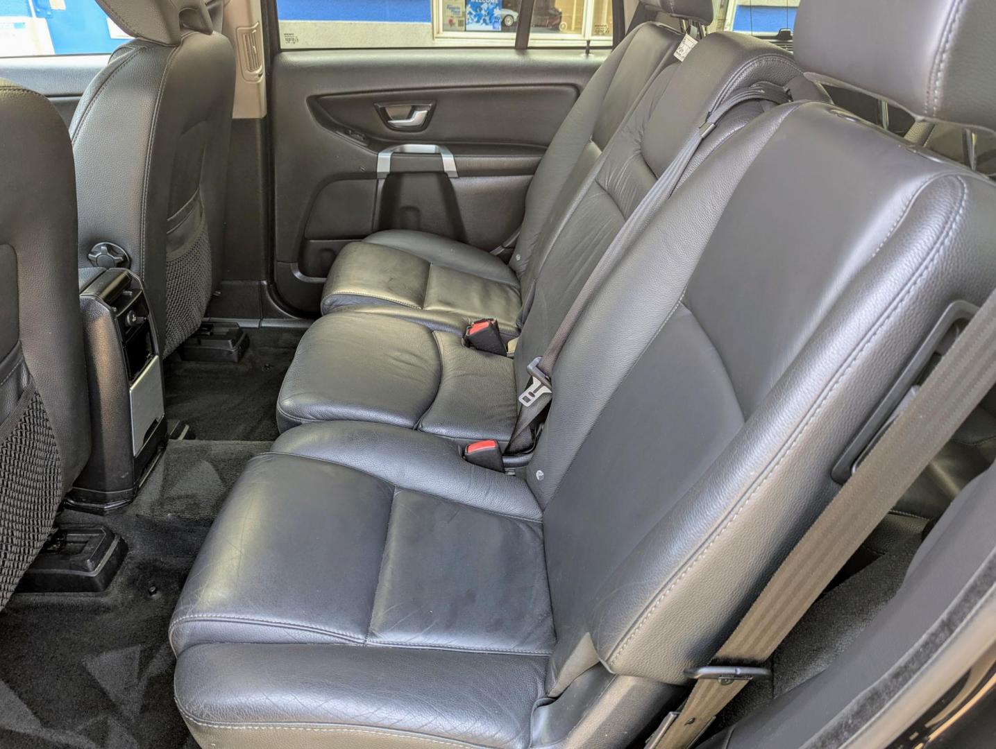 2013 Volvo XC90 3.2 AWD (YV4952CZ0D1) with an 3.2L L6 DOHC 24V engine, 6-Speed Automatic transmission, located at 603 Amelia Street, Plymouth, MI, 48170, (734) 459-5520, 42.378841, -83.464546 - Vehicles shown by appointment - Please call ahead - 734-459-5520, text 734-658-4573 or contact us via our web site at: http://www.selectmotors.com for complete Inventory, Photos, Videos and FREE Carfax Reports. 2013 Volvo XC90 3.2, Ember Black Metallic with black leather interior, 90K miles, all - Photo#5