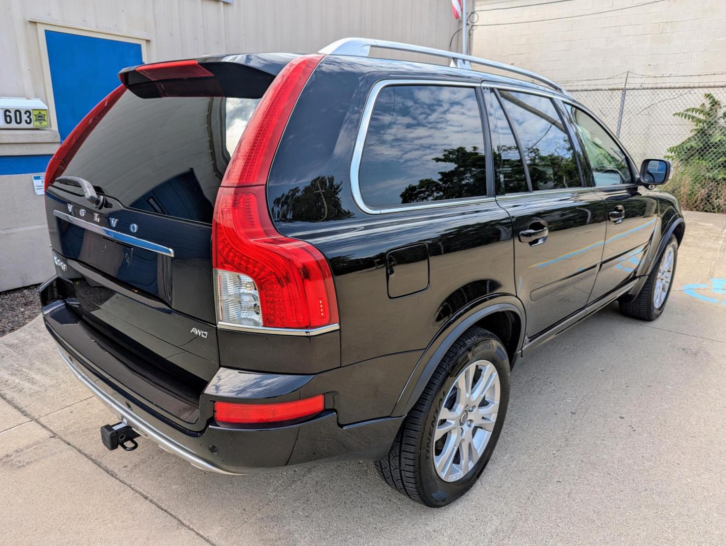 2013 Volvo XC90 3.2 AWD (YV4952CZ0D1) with an 3.2L L6 DOHC 24V engine, 6-Speed Automatic transmission, located at 603 Amelia Street, Plymouth, MI, 48170, (734) 459-5520, 42.378841, -83.464546 - Vehicles shown by appointment - Please call ahead - 734-459-5520, text 734-658-4573 or contact us via our web site at: http://www.selectmotors.com for complete Inventory, Photos, Videos and FREE Carfax Reports. 2013 Volvo XC90 3.2, Ember Black Metallic with black leather interior, 90K miles, all - Photo#14