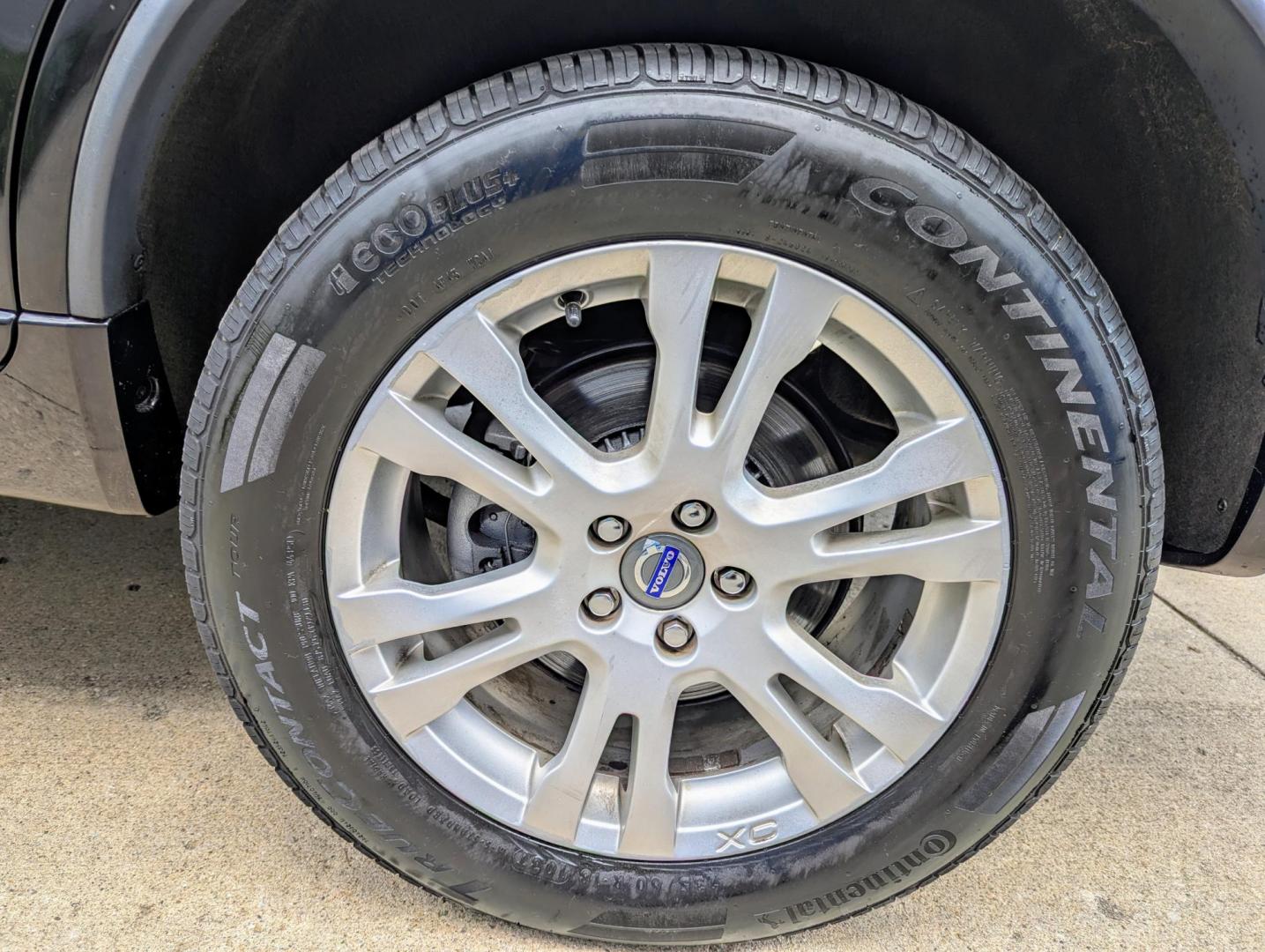 2013 Volvo XC90 3.2 AWD (YV4952CZ0D1) with an 3.2L L6 DOHC 24V engine, 6-Speed Automatic transmission, located at 603 Amelia Street, Plymouth, MI, 48170, (734) 459-5520, 42.378841, -83.464546 - Vehicles shown by appointment - Please call ahead - 734-459-5520, text 734-658-4573 or contact us via our web site at: http://www.selectmotors.com for complete Inventory, Photos, Videos and FREE Carfax Reports. 2013 Volvo XC90 3.2, Ember Black Metallic with black leather interior, 90K miles, all - Photo#16
