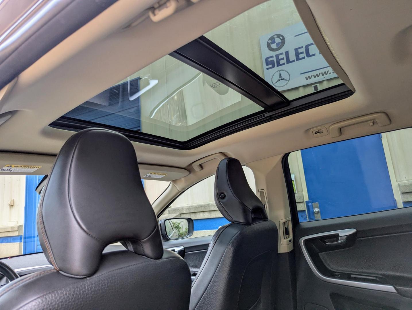 2011 Black /Black Leather Volvo XC60 T6 AWD (YV4902DZ9B2) with an 3.0L L6 DOHC 24V TURBO engine, 6-Speed Automatic transmission, located at 603 Amelia Street, Plymouth, MI, 48170, (734) 459-5520, 42.378841, -83.464546 - Vehicles shown by appointment - Please call ahead - 734-459-5520, text 734-658-4573 or contact us via our web site at: http://www.selectmotors.com for complete Inventory, Photos, Videos and FREE Carfax Reports. Warranty included. 2011 Volvo XC60 T6 3.0, Black with black leather interior, 82K mi - Photo#5