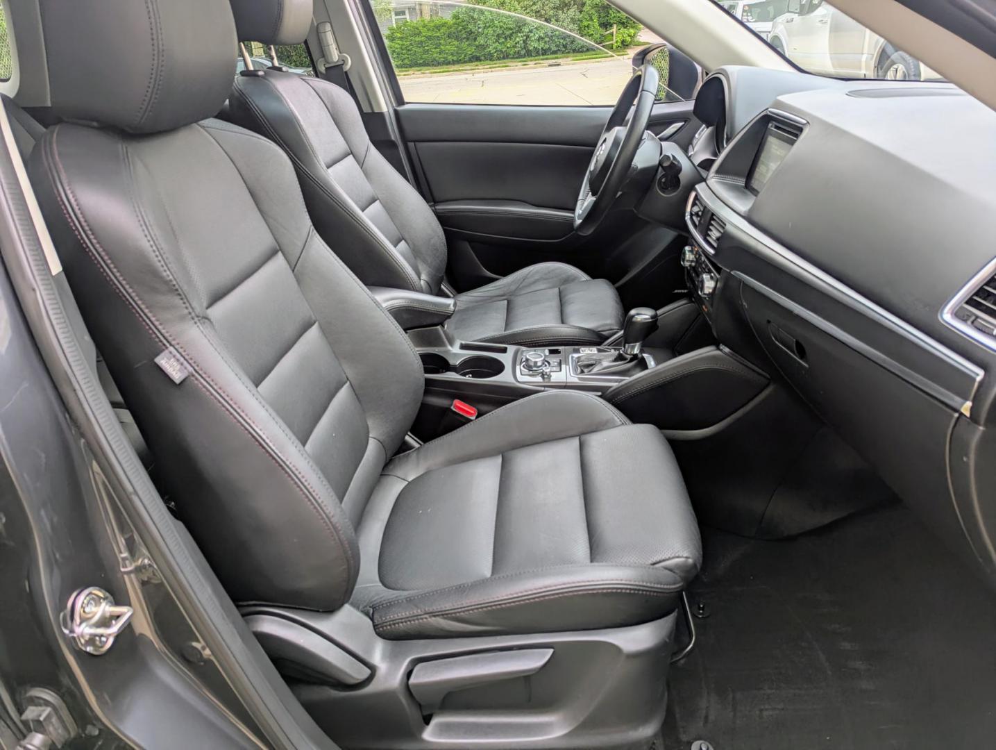 2016 Meteor Gray Mica /Black Leather Mazda CX-5 Grand Touring AWD (JM3KE4DY5G0) with an 2.5L L4 DOHC 16V engine, 6-Speed Automatic transmission, located at 603 Amelia Street, Plymouth, MI, 48170, (734) 459-5520, 42.378841, -83.464546 - Vehicles shown by appointment - Please call ahead - 734-459-5520, text 734-658-4573 or contact us via our web site at: http://www.selectmotors.com for complete Inventory, Photos, Videos and FREE Carfax Reports. 2016 Mazda CX5 Grand Touring, Meteor Gray Mica, Black leather interior, 134K one owner - Photo#6