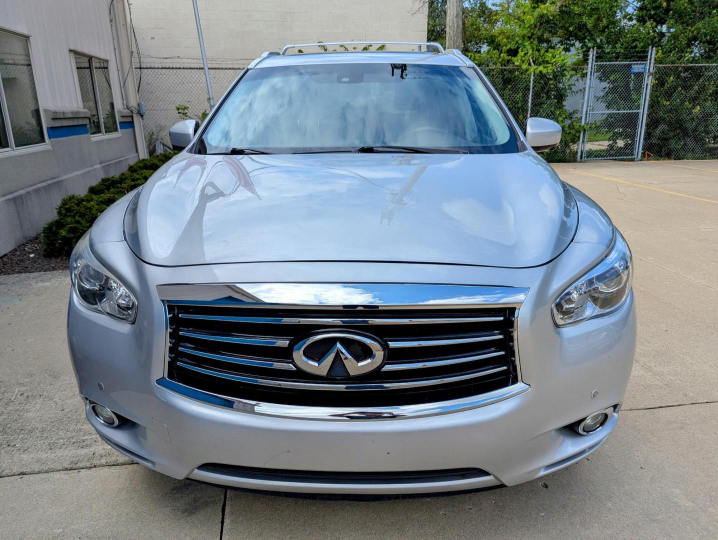 2014 Silver Metallic /Black Leather Infiniti QX Base AWD (5N1AL0MM4EC) with an 3.5L V6 DOHC 24V engine, Continuously Variable Transmission transmission, located at 603 Amelia Street, Plymouth, MI, 48170, (734) 459-5520, 42.378841, -83.464546 - Photo#1