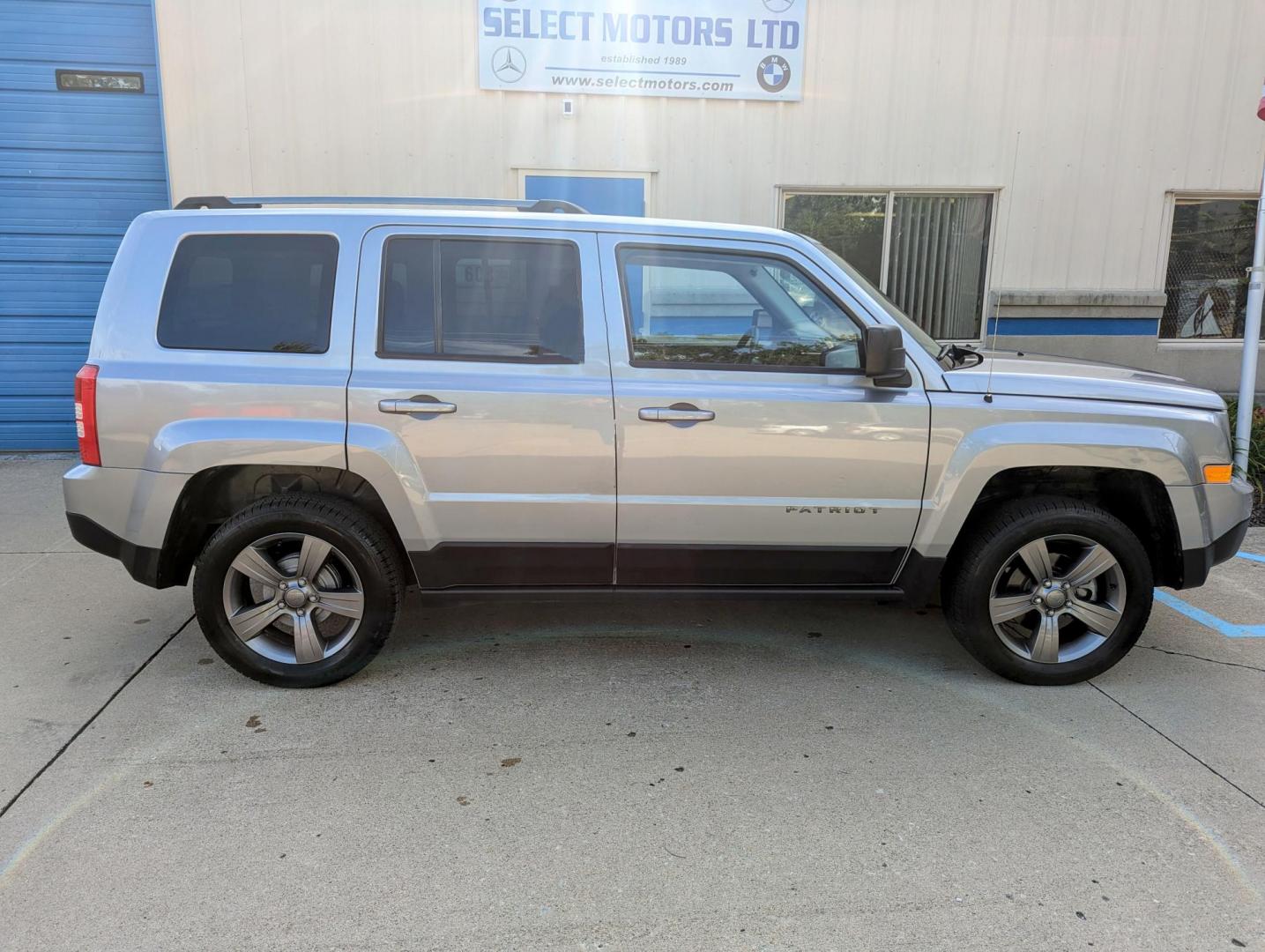 2016 Silver Metallic /Slate Gray Jeep Patriot Sport 2WD (1C4NJPBA4GD) with an 2.0L L4 DOHC 16V engine, Automatic transmission, located at 603 Amelia Street, Plymouth, MI, 48170, (734) 459-5520, 42.378841, -83.464546 - Photo#11