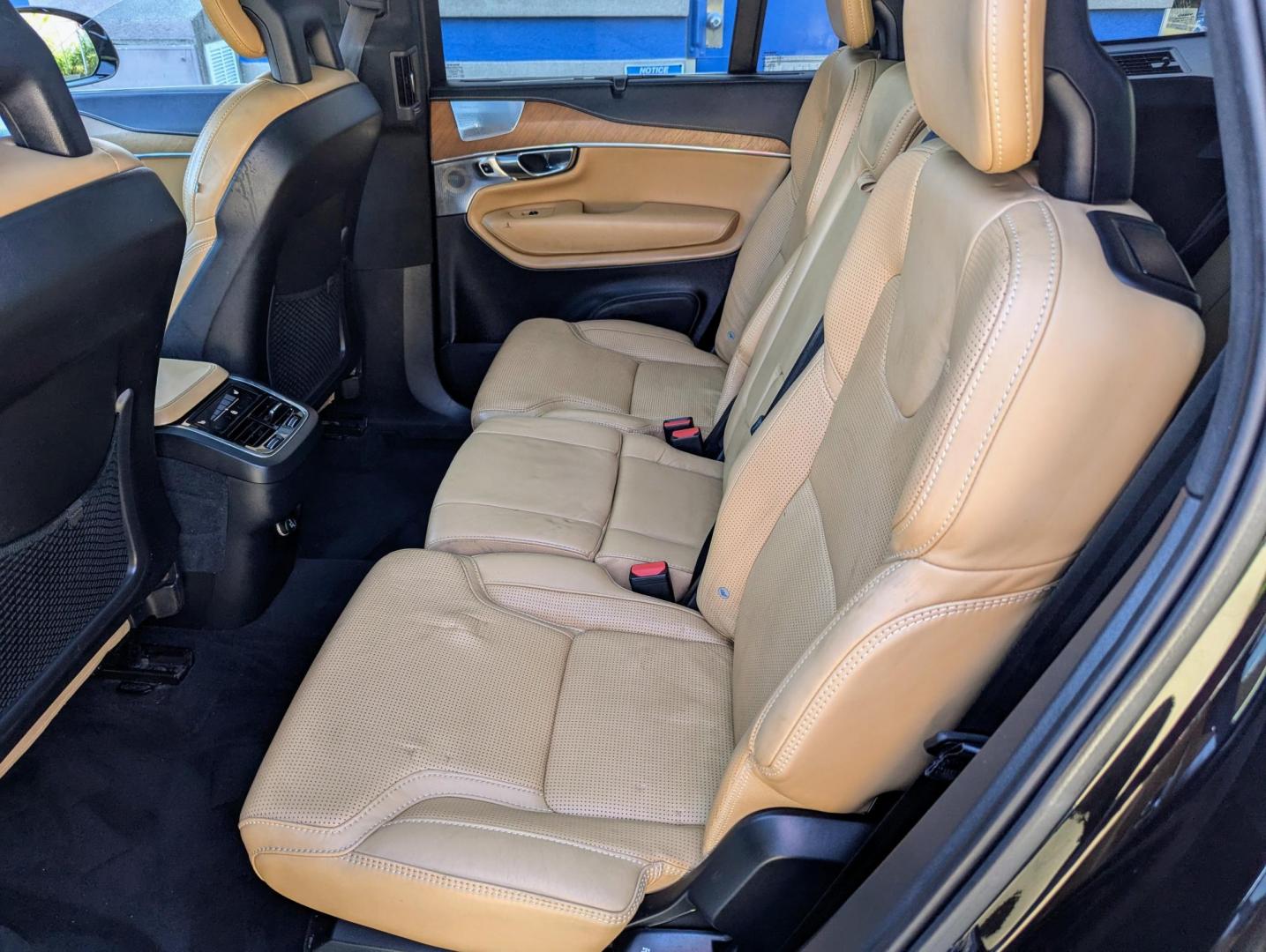 2018 Black /Blonde Nappa Leather Volvo XC90 T6 Inscription AWD (YV4A22PL8J1) with an 2.0L L4 DOHC 16V engine, 8A transmission, located at 603 Amelia Street, Plymouth, MI, 48170, (734) 459-5520, 42.378841, -83.464546 - Vehicles shown by appointment - Please call ahead - 734-459-5520, text 734-658-4573 or contact us via our web site at: http://www.selectmotors.com for complete Inventory, Photos, Videos and FREE Carfax Reports. 2018 Volvo XC90 Inscription T6, Onyx Black Metallic with Blonde perforated Nappa leath - Photo#5