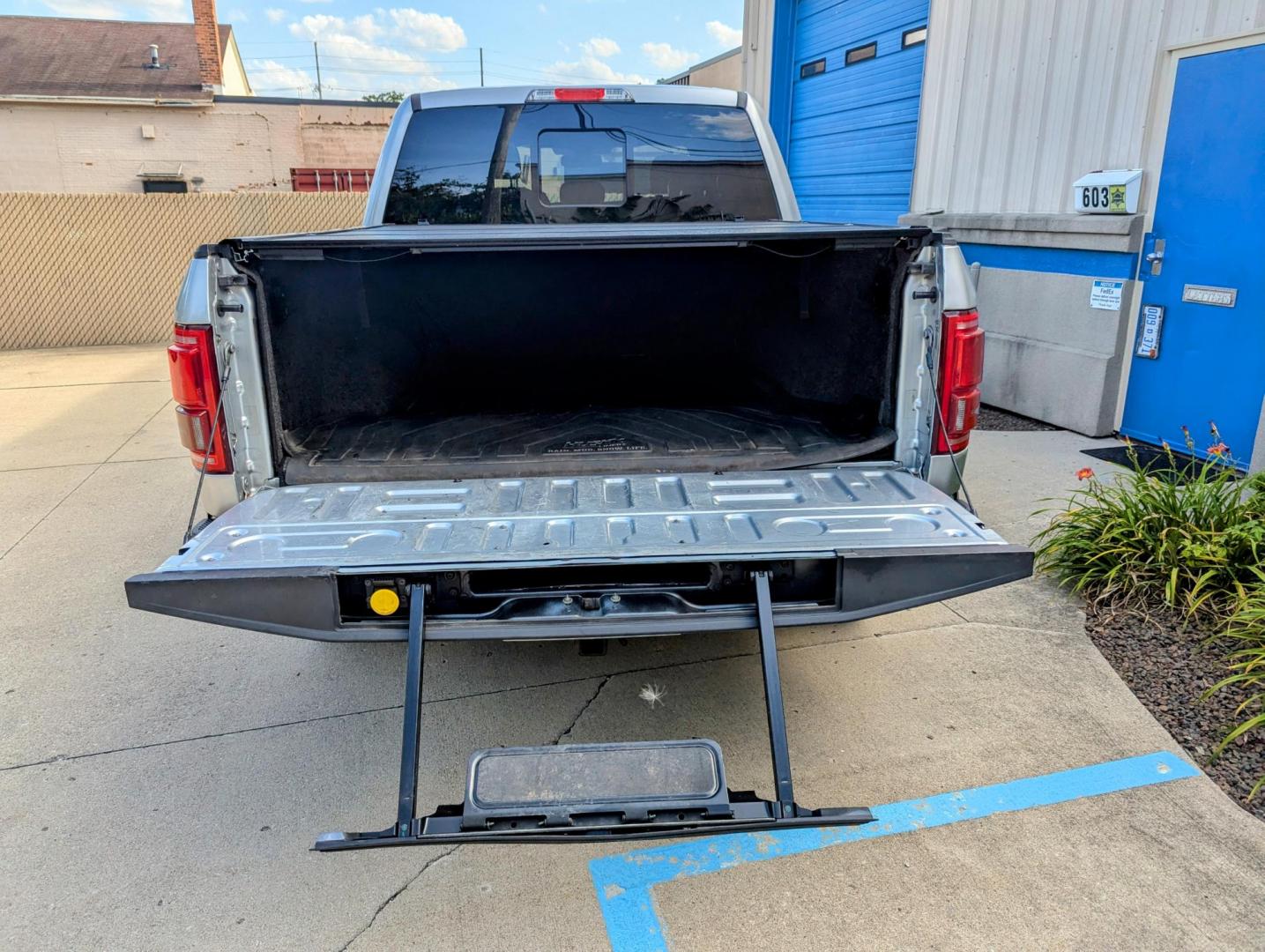 2015 Silver Metallic /Black Leather Ford F-150 Platinum SuperCrew 6.5-ft. Bed 4WD (1FTEW1EG7FF) with an 3.5L V6 TURBO engine, 6-Speed Automatic transmission, located at 603 Amelia Street, Plymouth, MI, 48170, (734) 459-5520, 42.378841, -83.464546 - Vehicles shown by appointment - Please call ahead - 734-459-5520, text 734-658-4573 or contact us via our web site at: http://www.selectmotors.com for complete Inventory, Photos, Videos and FREE Carfax Reports. 2015 Ford F150 4 x 4 Super Crew Platinum, Ignot Silver Metallic with Black leather inter - Photo#7