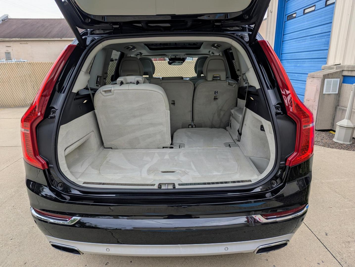 2016 Black /Beige Leather Volvo XC90 T6 Inscription (YV4A22PL2G1) with an 2.0L L4 DOHC 16V engine, 8-Speed Automatic transmission, located at 603 Amelia Street, Plymouth, MI, 48170, (734) 459-5520, 42.378841, -83.464546 - Vehicles shown by appointment - Please call ahead - 734-459-5520, text 734-658-4573 or contact us via our web site at: http://www.selectmotors.com for complete Inventory, Photos, Videos and FREE Carfax Reports. 2016 Volvo XC90 T6 AWD Inscription, Onyx Black Metallic with Beige Leather interior, o - Photo#9
