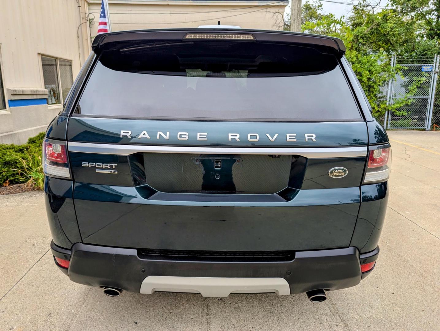 2015 Dark Green Metallic /Expresso & Ivory Leather Land Rover Range Rover Sport SE (SALWR2VF5FA) with an 3.0L V6 24V DOHC SUPERCHARGED engine, 8-Speed Automatic transmission, located at 603 Amelia Street, Plymouth, MI, 48170, (734) 459-5520, 42.378841, -83.464546 - Vehicles shown by appointment - Please call ahead - 734-459-5520, text 734-658-4573 or contact us via our web site at: http://www.selectmotors.com for complete Inventory, Photos, Videos and FREE Carfax Reports. 2015 Land Rover Range Rover Sport HSE - Dark Green Metallic with Espresso & Ivory leat - Photo#14