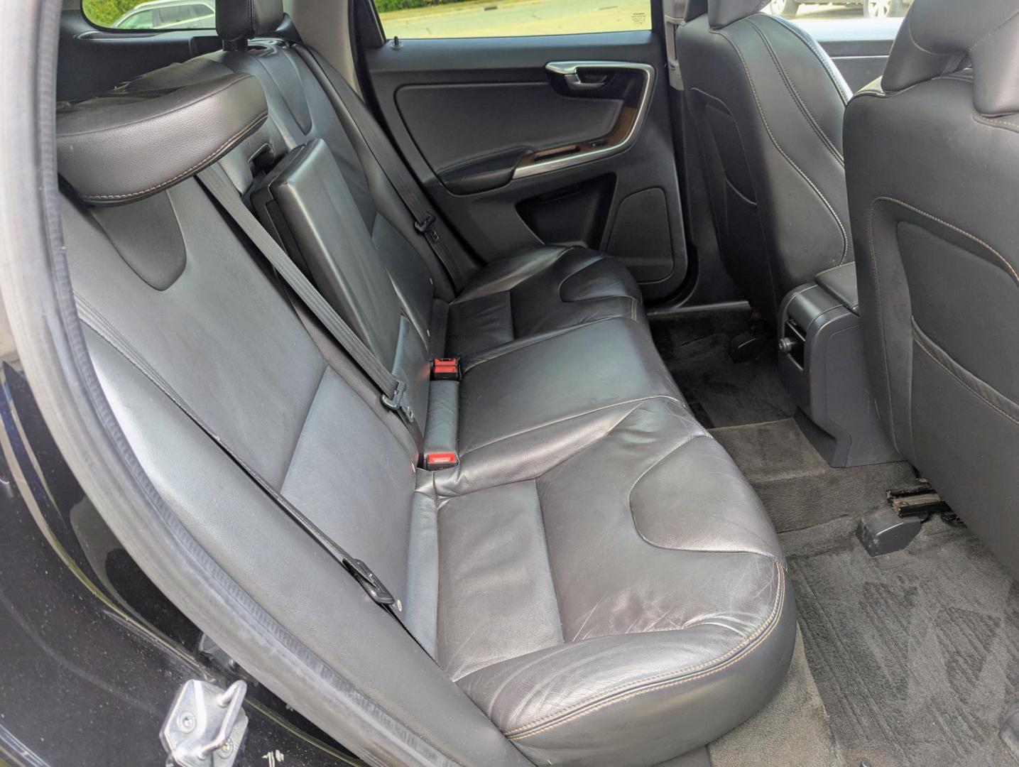2017 Volvo XC60 T5 Inscription - Photo 10