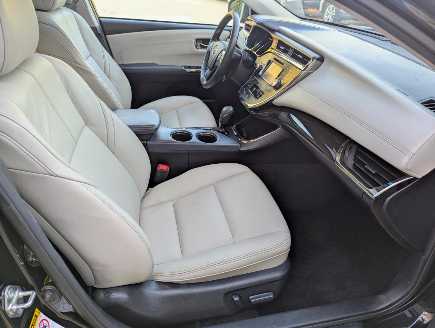 2014 Black /Light Gray Leather Toyota Avalon Hybrid XLE Premium (4T1BD1EB9EU) with an 2.5L L4 DOHC 16V HYBRID engine, Continuously Variable Transmission transmission, located at 603 Amelia Street, Plymouth, MI, 48170, (734) 459-5520, 42.378841, -83.464546 - Vehicles shown by appointment - Please call ahead - 734-459-5520, text 734-658-4573 or contact us via our web site at: http://www.selectmotors.com for complete Inventory, Photos, Videos and FREE Carfax Reports. 2014 Toyota Avalon, Hybrid - Touring, Black with light gray leather interior, 95K one - Photo#7
