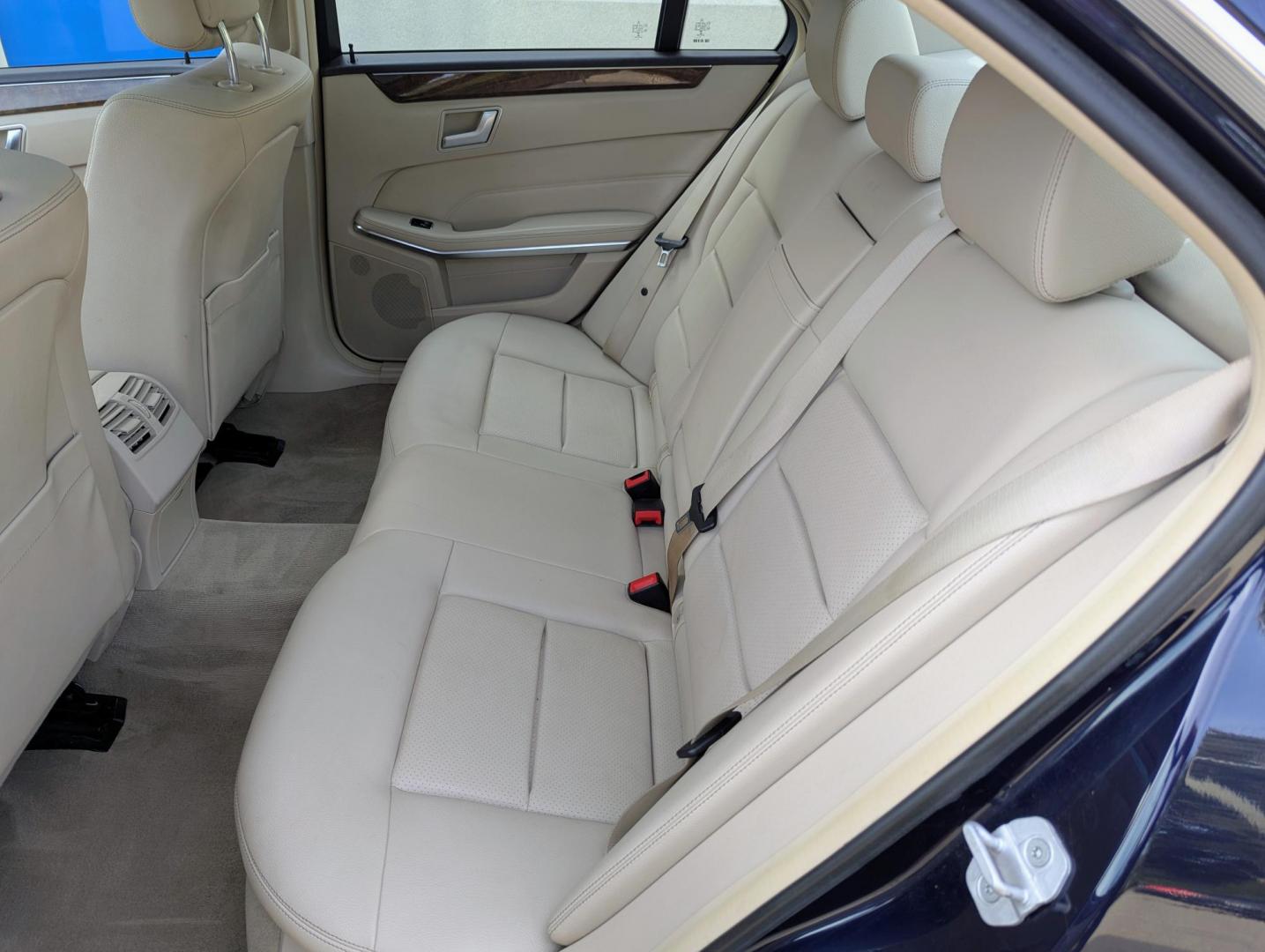 2014 Lunar Blue Metallic /Almond Mercedes-Benz E-Class E350 4MATIC Sedan (WDDHF8JB8EA) with an 3.5L V6 DOHC 24V engine, 7-Speed Automatic transmission, located at 603 Amelia Street, Plymouth, MI, 48170, (734) 459-5520, 42.378841, -83.464546 - Vehicles shown by appointment - Please call ahead - 734-459-5520, text 734-658-4573 or contact us via our web site at: http://www.selectmotors.com for complete Inventory, Photos, Videos and FREE Carfax Reports. 2014 Mercedes E350 Sport 4Matic, Lunar Blue Metallic with Almond interior, 123K miles, - Photo#6