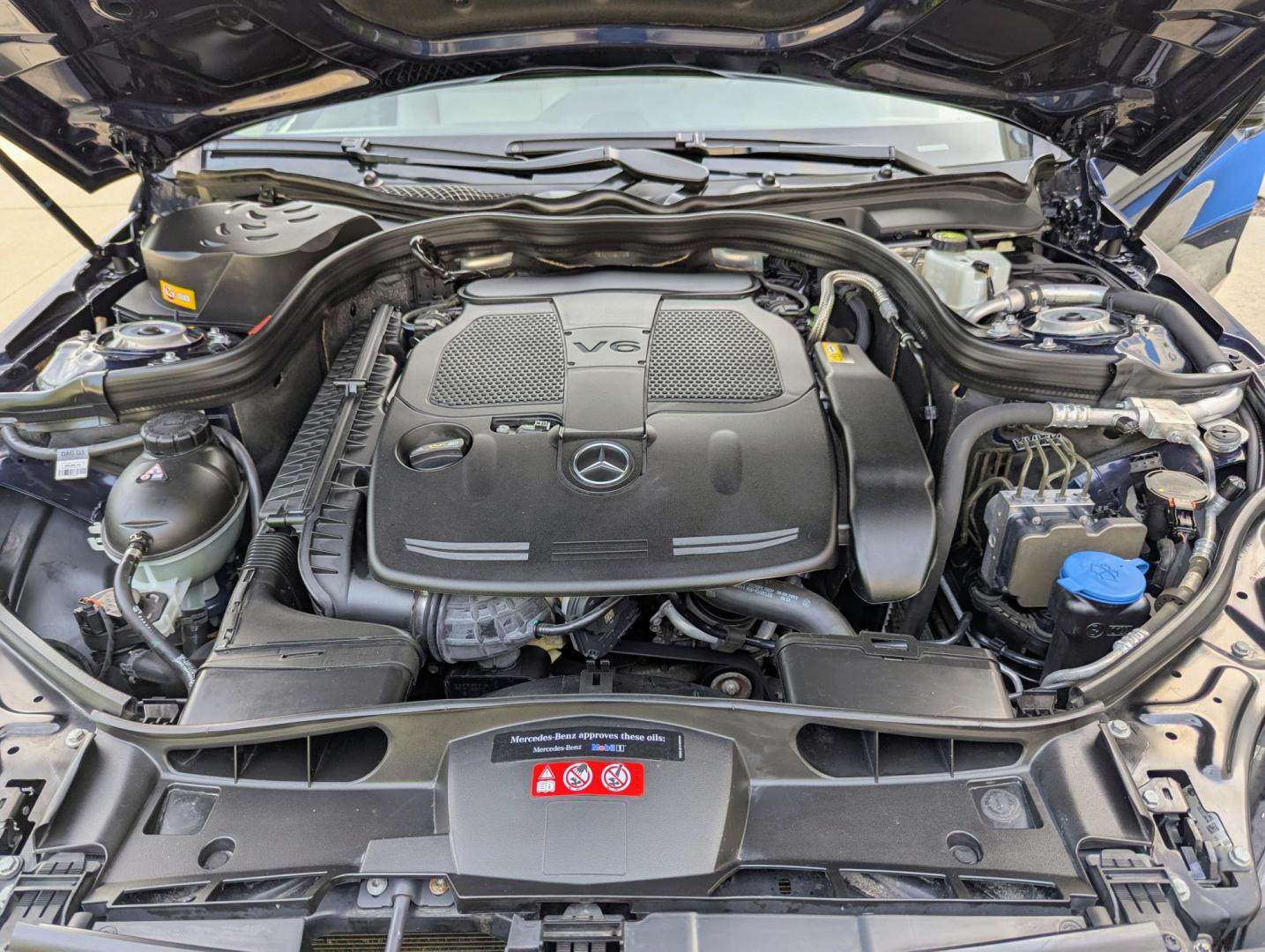 2014 Lunar Blue Metallic /Almond Mercedes-Benz E-Class E350 4MATIC Sedan (WDDHF8JB8EA) with an 3.5L V6 DOHC 24V engine, 7-Speed Automatic transmission, located at 603 Amelia Street, Plymouth, MI, 48170, (734) 459-5520, 42.378841, -83.464546 - Vehicles shown by appointment - Please call ahead - 734-459-5520, text 734-658-4573 or contact us via our web site at: http://www.selectmotors.com for complete Inventory, Photos, Videos and FREE Carfax Reports. 2014 Mercedes E350 Sport 4Matic, Lunar Blue Metallic with Almond interior, 123K miles, - Photo#13