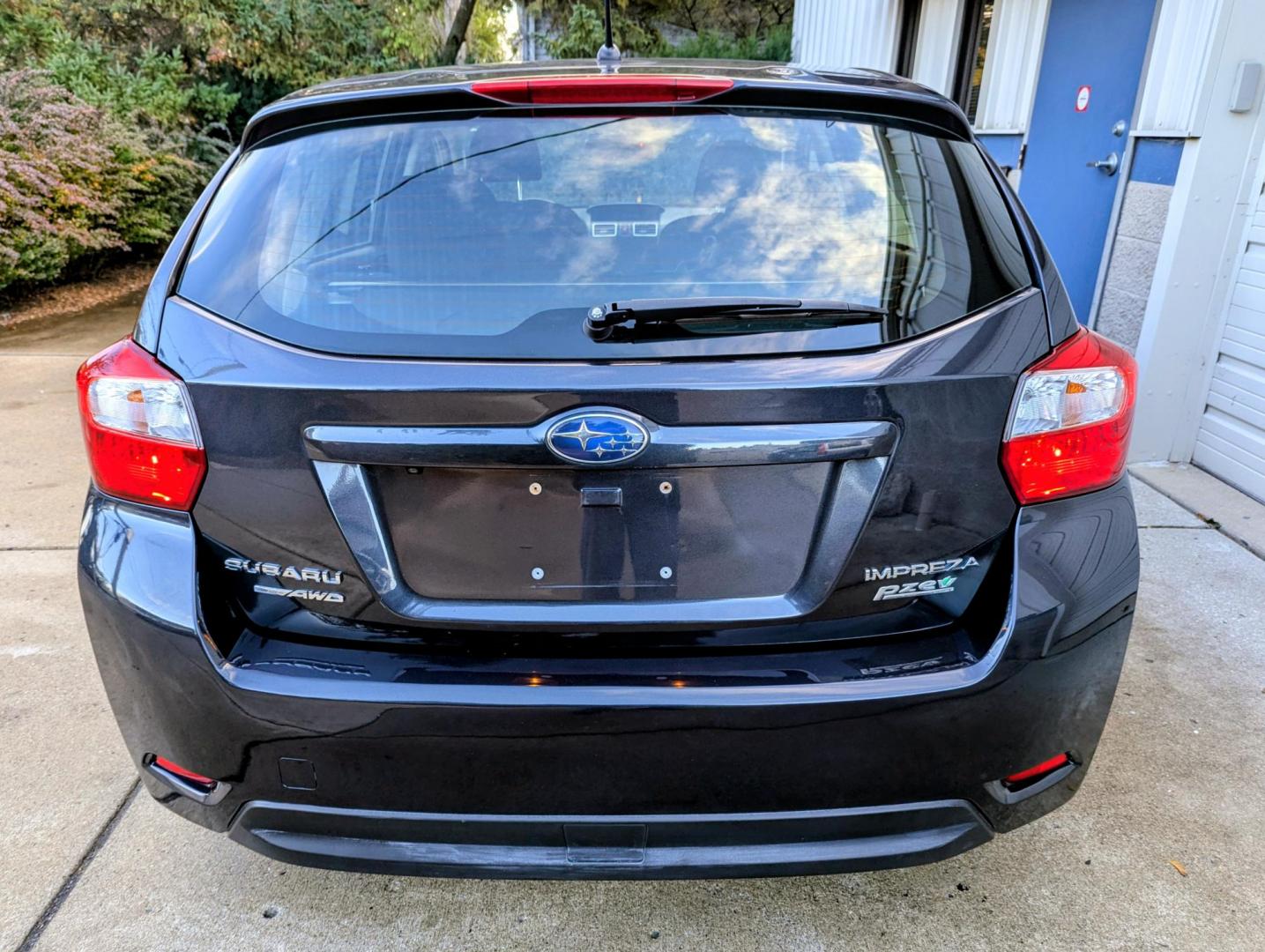 2016 Dark Grey Metallic /Black Subaru Impreza 2.0i Premium PZEV 5-Door (JF1GPAB6XG8) with an 2.0L H4 DOHC 16V engine, CVT transmission, located at 603 Amelia Street, Plymouth, MI, 48170, (734) 459-5520, 42.378841, -83.464546 - Vehicles shown by appointment - Please call ahead - 734-459-5520, text 734-658-4573 or contact us via our web site at: http://www.selectmotors.com for complete Inventory, Photos, Videos and FREE Carfax Reports. 2016 Subaru Impreza wagon, 5 door, 2.0 Premium. Dark Grey Metallic with black interior - Photo#3