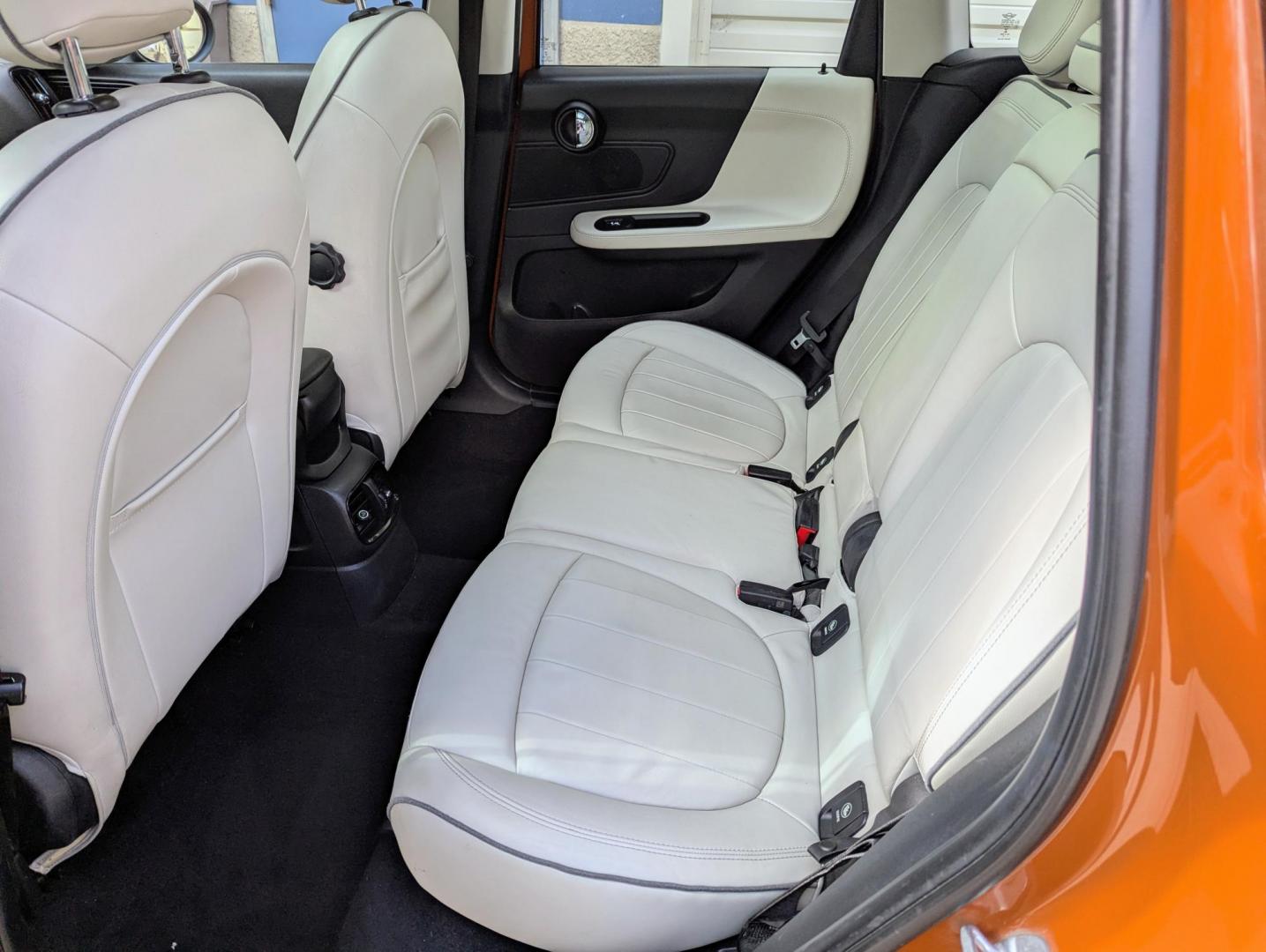 2017 Chestnut /Grey Leather Mini Countryman ALL4 (WMZYV5C30H3) with an 1.5 I3 16V TURBO engine, Automatic transmission, located at 603 Amelia Street, Plymouth, MI, 48170, (734) 459-5520, 42.378841, -83.464546 - Vehicles shown by appointment - Please call ahead - 734-459-5520, text 734-658-4573 or contact us via our web site at: http://www.selectmotors.com for complete Inventory, Photos, Videos and FREE Carfax Reports. 2017 MINI Countryman Cooper ALL4, Chestnut with Satellite Grey leather interior, 85K m - Photo#5