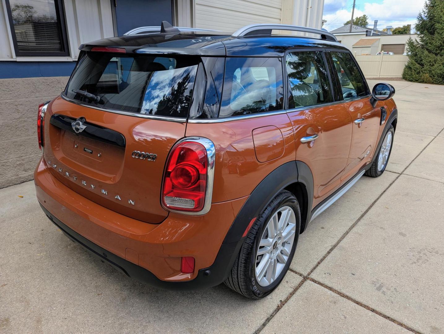 2017 Chestnut /Grey Leather Mini Countryman ALL4 (WMZYV5C30H3) with an 1.5 I3 16V TURBO engine, Automatic transmission, located at 603 Amelia Street, Plymouth, MI, 48170, (734) 459-5520, 42.378841, -83.464546 - Vehicles shown by appointment - Please call ahead - 734-459-5520, text 734-658-4573 or contact us via our web site at: http://www.selectmotors.com for complete Inventory, Photos, Videos and FREE Carfax Reports. 2017 MINI Countryman Cooper ALL4, Chestnut with Satellite Grey leather interior, 85K m - Photo#14