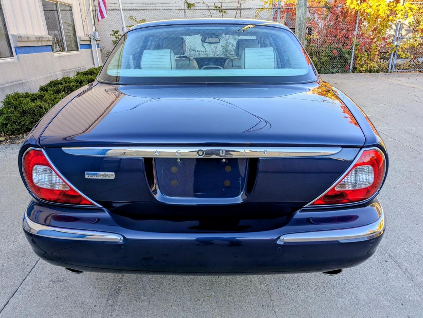 2005 Pacific Blue /Ivory Jaguar XJ-Series Vanden Plas (SAJWA82C05S) with an 4.2L V8 DOHC 32V engine, 6-Speed Automatic Overdrive transmission, located at 603 Amelia Street, Plymouth, MI, 48170, (734) 459-5520, 42.378841, -83.464546 - Vehicles shown by appointment - Please call ahead - 734-459-5520, text 734-658-4573 or contact us via our web site at: http://www.selectmotors.com for complete Inventory, Photos, Videos and FREE Carfax Reports. 2005 Jaguar XJ8 Vanden Plas, Pacific Blue with Ivory interior, one owner, 68K miles. P - Photo#14