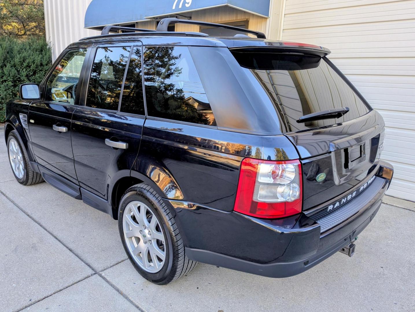 2009 Dark Blue Metallic /Almond Leather Land Rover Range Rover Sport HSE Luxury PKG (SALSK25439A) with an 4.4L V8 DOHC 32V engine, 6-Speed Automatic Overdrive transmission, located at 603 Amelia Street, Plymouth, MI, 48170, (734) 459-5520, 42.378841, -83.464546 - Vehicles shown by appointment - Please call ahead - 734-459-5520, text 734-658-4573 or contact us via our web site at: http://www.selectmotors.com for complete Inventory, Photos, Videos and FREE Carfax Reports. 2009 Land Rover Range Rover Sport, Luxury package. Dark Blue Metallic with Almond leat - Photo#2