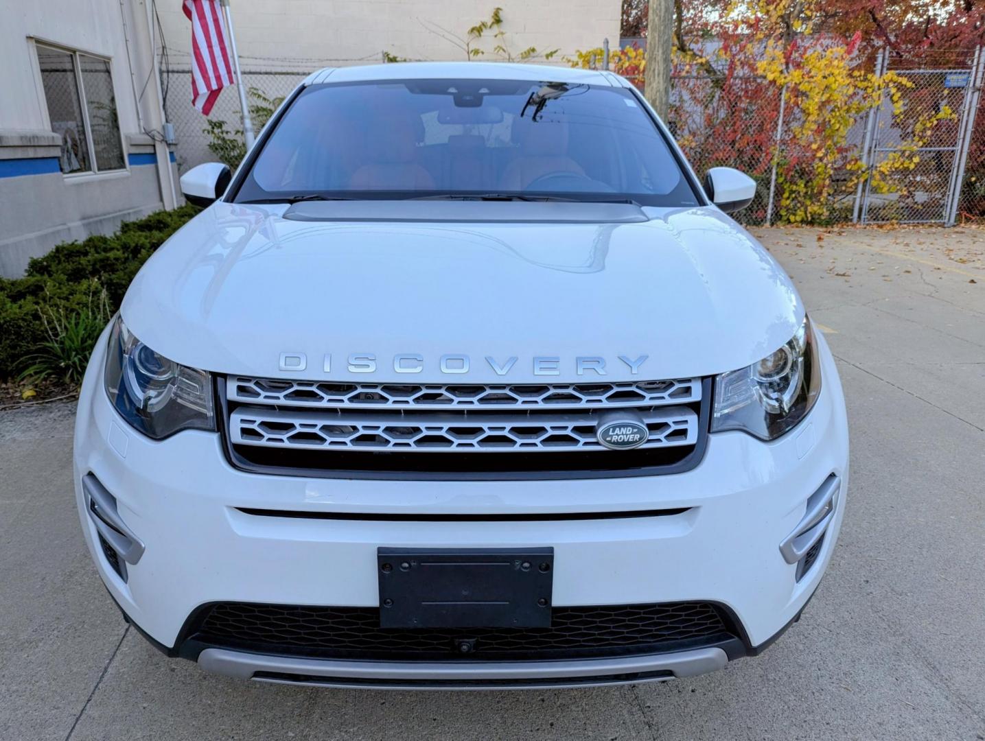 2017 White /Tan/Black Land Rover Discovery Sport HSE LUX (SALCT2BG3HH) with an 2.0L L4 DOHC 16V engine, 9A transmission, located at 603 Amelia Street, Plymouth, MI, 48170, (734) 459-5520, 42.378841, -83.464546 - Vehicles shown by appointment - Please call ahead - 734-459-5520, text 734-658-4573 or contact us via our web site at: http://www.selectmotors.com for complete Inventory, Photos, Videos and FREE Carfax Reports. 2017 Land Rover Discovery Sport HSE Luxury, Fuji White, Tan/Black Windsor leather in - Photo#1