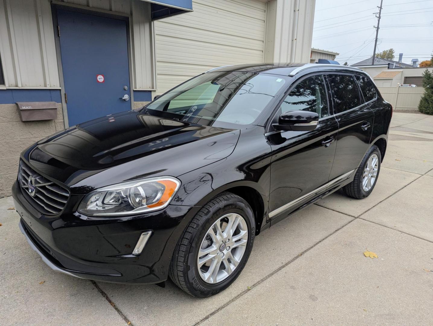 2016 Volvo XC60 Premier