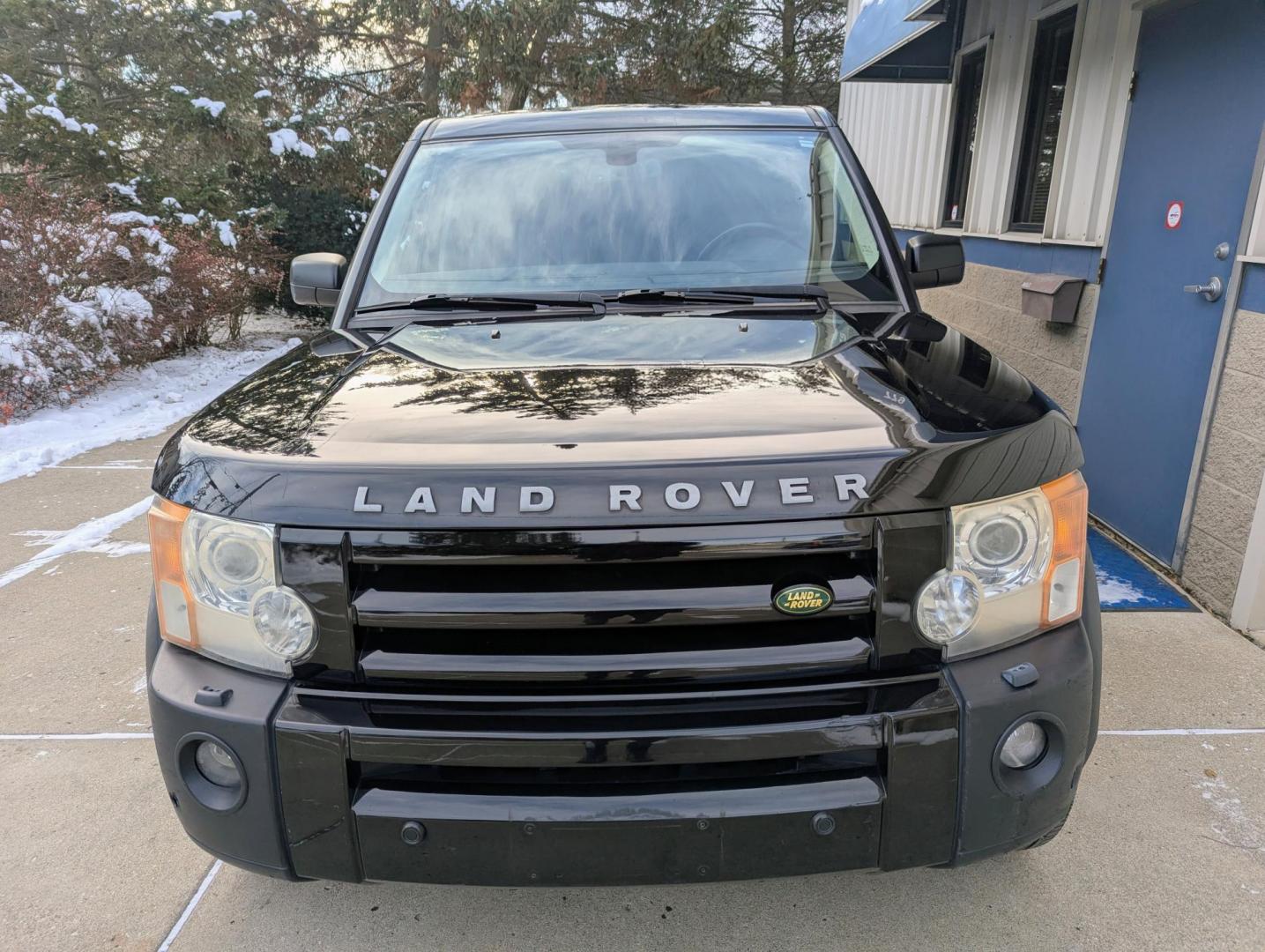 2008 Black /Black Land Rover LR3 HSE (SALAG25408A) with an 4.4L V8 DOHC 32V engine, 6-Speed Automatic transmission, located at 603 Amelia Street, Plymouth, MI, 48170, (734) 459-5520, 42.378841, -83.464546 - Photo#10