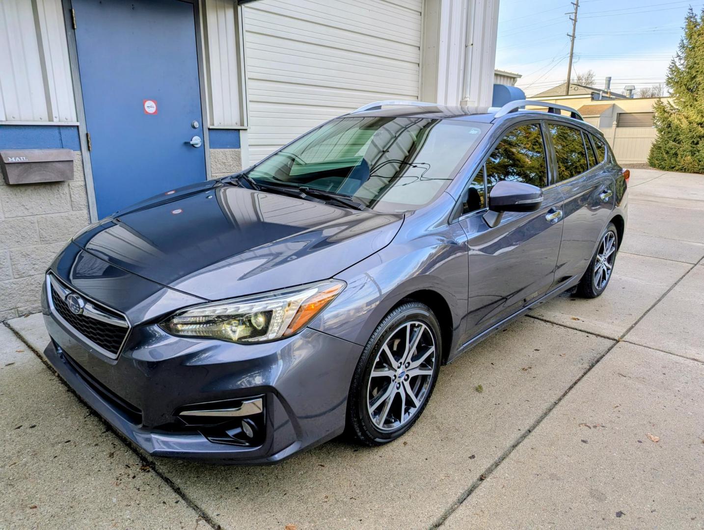 2017 Subaru Impreza Limited's photo