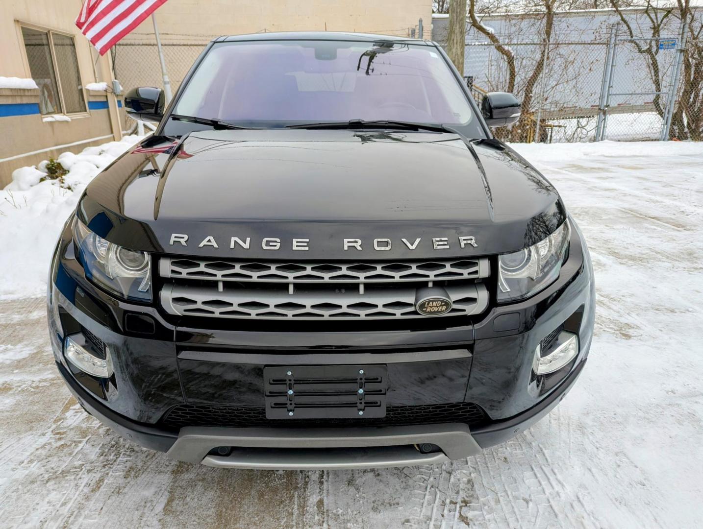 2013 Black /Ebony Leather Land Rover Range Rover Evoque Pure Premium 5-Door (SALVR2BG9DH) with an 2.0L L4 DOHC 24V TURBO engine, 6-Speed Automatic transmission, located at 603 Amelia Street, Plymouth, MI, 48170, (734) 459-5520, 42.378841, -83.464546 - Vehicles shown by appointment - Please call ahead - 734-459-5520, text 734-658-4573 or contact us via our web site at: http://www.selectmotors.com for complete Inventory, Photos, Videos and FREE Carfax Reports. 2013 Land Rover Range Rover Evoque Pure Premium, Santorini Black Metallic, Ebony lea - Photo#1