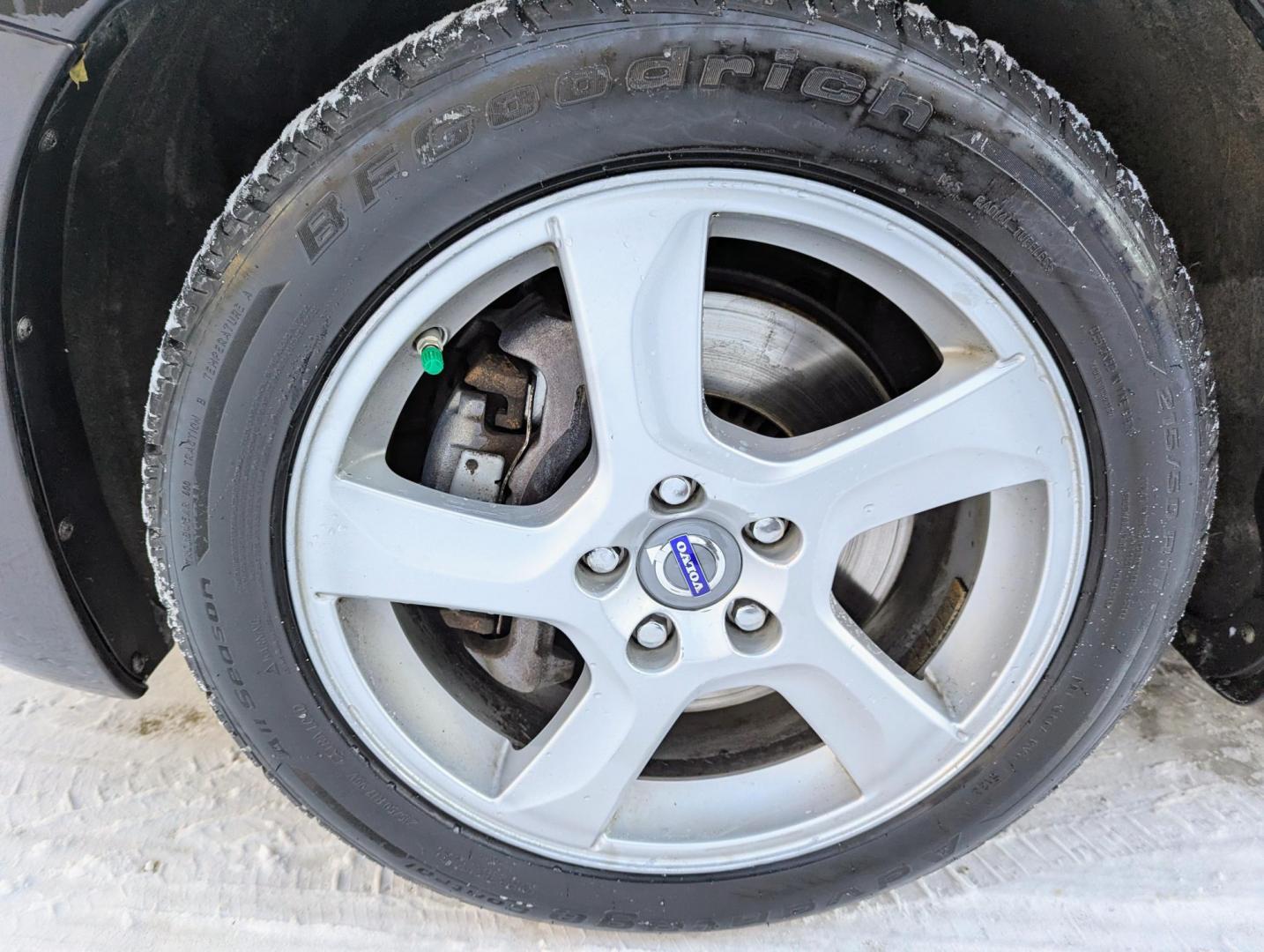 2013 Black /Beige Leather Volvo S60 T5 (YV1612FS7D2) with an 2.5L L5 DOHC 20V TURBO engine, 6-Speed Automatic transmission, located at 603 Amelia Street, Plymouth, MI, 48170, (734) 459-5520, 42.378841, -83.464546 - Vehicles shown by appointment - Please call ahead - 734-459-5520, text 734-658-4573 or contact us via our web site at: http://www.selectmotors.com for complete Inventory, Photos, Videos and FREE Carfax Reports. 2013 Volvo S60 T5 Premier, Ember Black Metallic/Beige leather with black carpets and - Photo#14