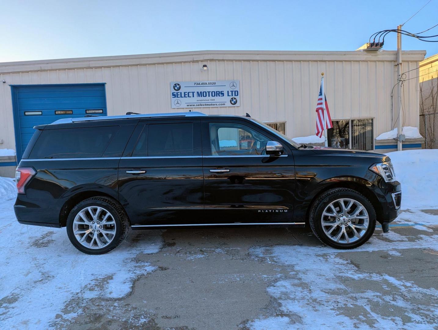 2018 Black /Beige and Black Ford Expedition MAX Platinum 4WD (1FMJK1MT8JE) with an 3.5L V6 DOHC 24V FFV engine, 6A transmission, located at 603 Amelia Street, Plymouth, MI, 48170, (734) 459-5520, 42.378841, -83.464546 - We will be closed February 18-23, but will answer messages during this time. Re-opening Tuesday, February 24. Vehicles shown by appointment - Please call ahead - 734-459-5520, text 734-658-4573 or contact us via our web site at: http://www.selectmotors.com for complete Inventory, Photos, Videos - Photo#12