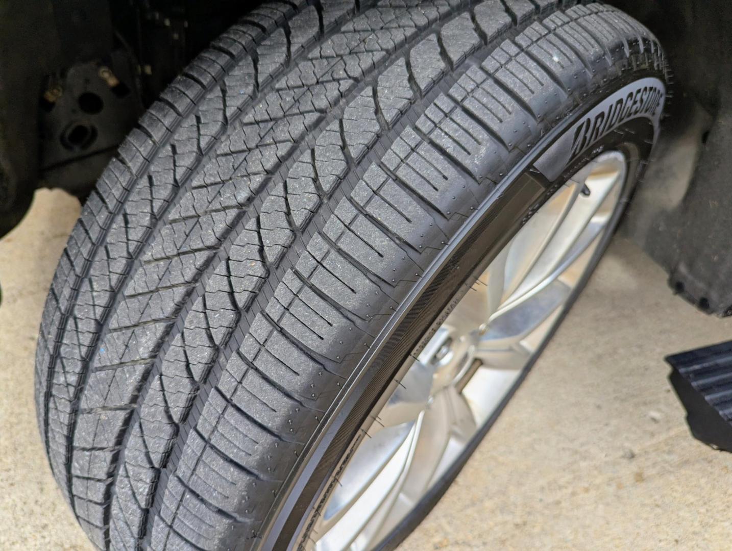 2018 Black /Beige and Black Ford Expedition MAX Platinum 4WD (1FMJK1MT8JE) with an 3.5L V6 DOHC 24V FFV engine, 6A transmission, located at 603 Amelia Street, Plymouth, MI, 48170, (734) 459-5520, 42.378841, -83.464546 - Vehicles shown by appointment - Please call ahead - 734-459-5520, text 734-658-4573 or contact us via our web site at: http://www.selectmotors.com for complete Inventory, Photos, Videos and FREE Carfax Reports. 2018 Ford Expedition Max Platinum, Black with light beige and black interior, 206K mil - Photo#20