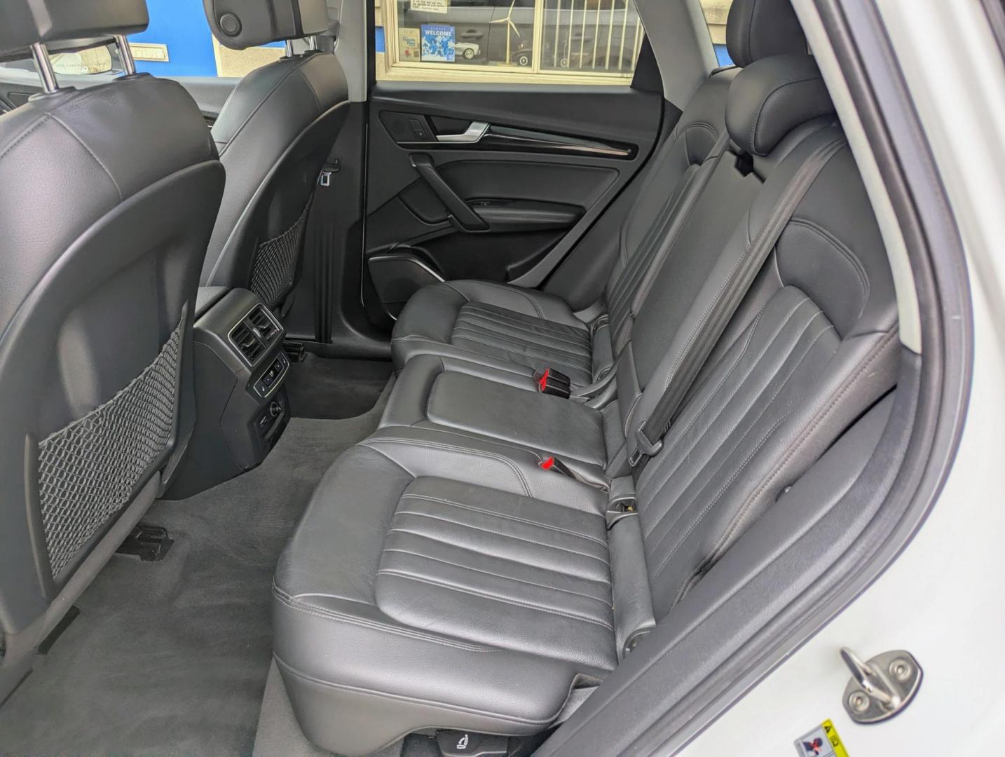 2019 White /Black Leather Audi Q5 2.0T Premium Plus quattro (WA1BNAFY4K2) with an 2.0L L4 DOHC 16V engine, 8A transmission, located at 603 Amelia Street, Plymouth, MI, 48170, (734) 459-5520, 42.378841, -83.464546 - Vehicles shown by appointment - Please call ahead - 734-459-5520, text 734-658-4573 or contact us via our web site at: http://www.selectmotors.com for complete Inventory, Photos, Videos and FREE Carfax Reports. 2019 Audi Q5 Quattro Premium Plus, Ibis White with Black leather interior, 70K one own - Photo#16