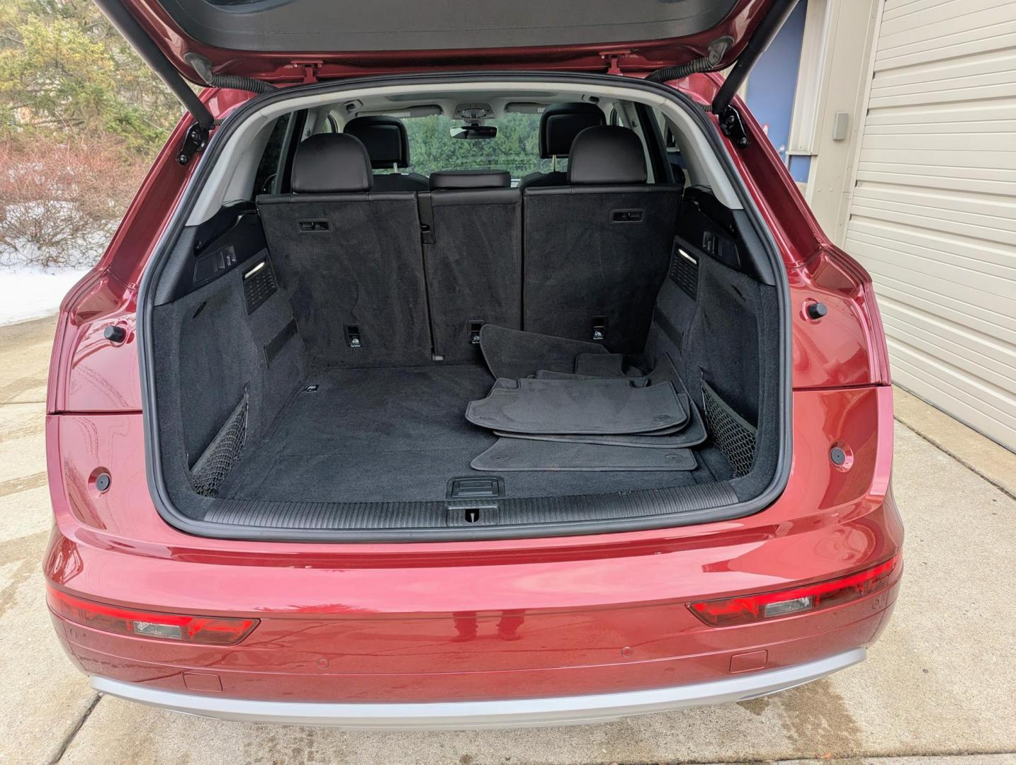 2018 Matador Red Metallic /Black Leather Audi Q5 2.0T Premium Plus quattro (WA1BNAFY9J2) with an 2.0L L4 DOHC 16V engine, 8A transmission, located at 603 Amelia Street, Plymouth, MI, 48170, (734) 459-5520, 42.378841, -83.464546 - Vehicles shown by appointment - Please call ahead - 734-459-5520, text 734-658-4573 or contact us via our web site at: http://www.selectmotors.com for complete Inventory, Photos, Videos and FREE Carfax Reports. 2018 Audi Q5 2.0T quattro Premium Plus, Matador Red Metallic, Black leather interior - Photo#7